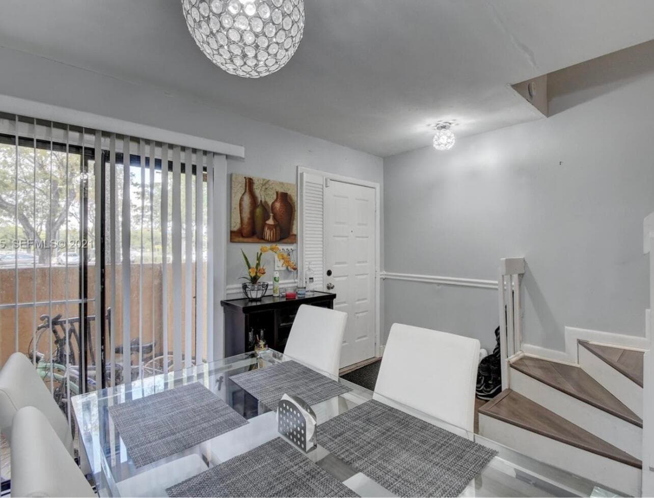 9270 NW 40th Street, Coral Springs, FL 33065 — photo 4 of 20