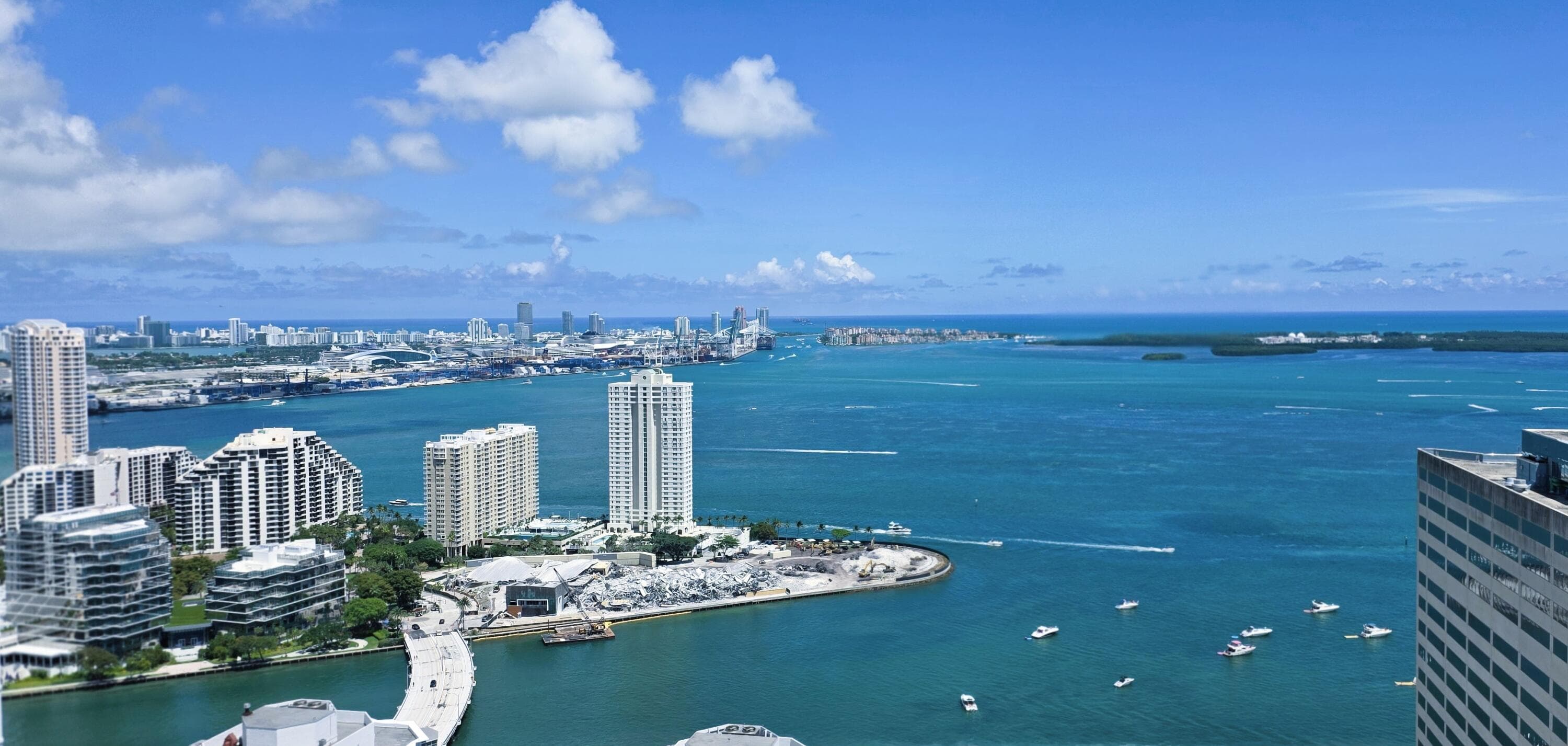 951 Brickell Avenue 4308, Miami, FL 33131 — photo 1 of 42
