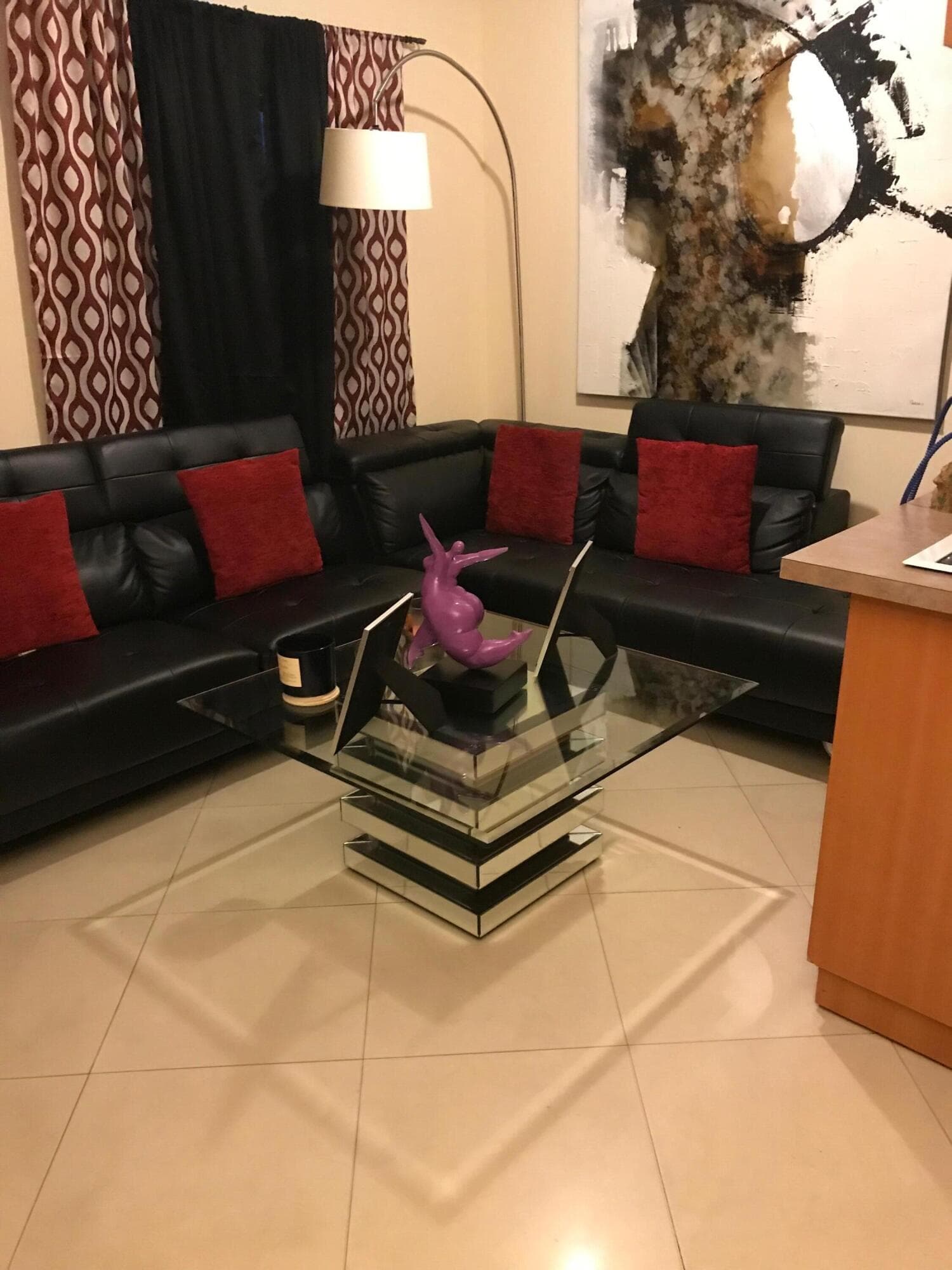 210 SE 9th Street 1, Hallandale Beach, FL 33009 — photo 1 of 9