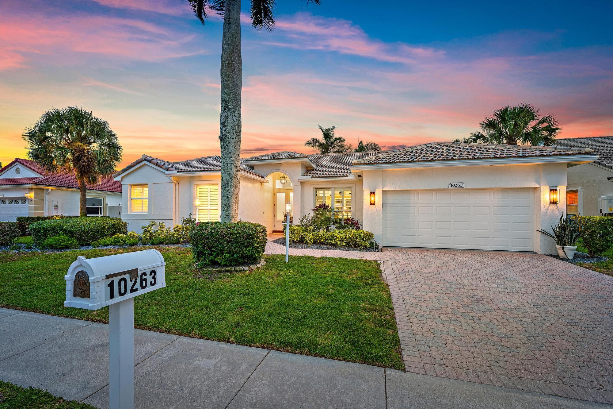10263 Allamanda Circle, Palm Beach Gardens, FL 33410 — photo 1 of 31