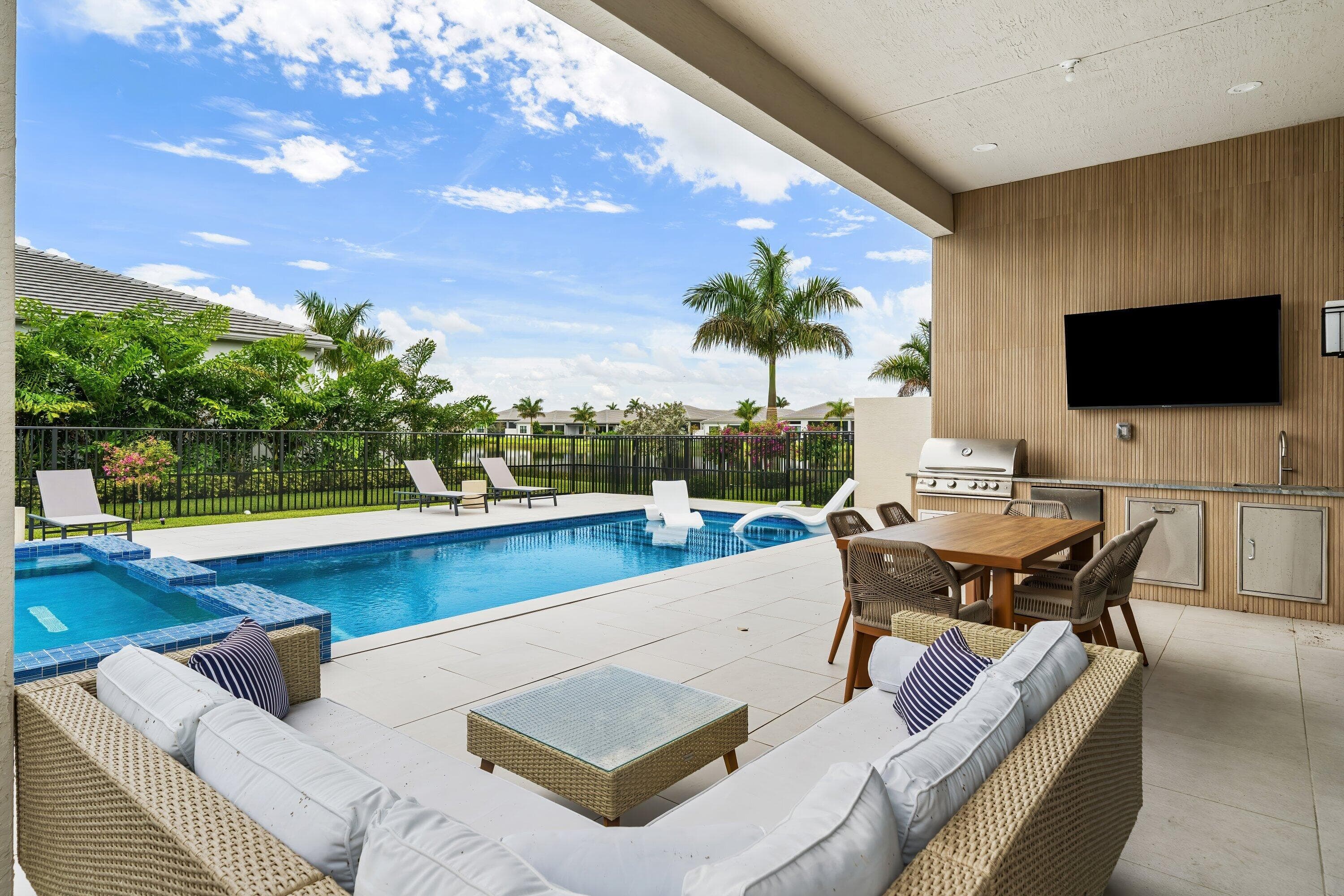9812 Spruce Woods Drive, Boynton Beach, FL 33473 — photo 31 of 52