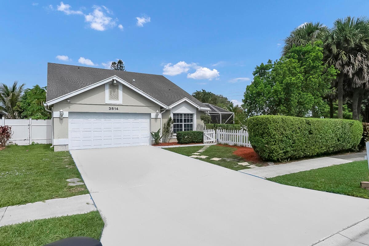 3814 Circle Lake Drive, West Palm Beach, FL 33417 — photo 1 of 56