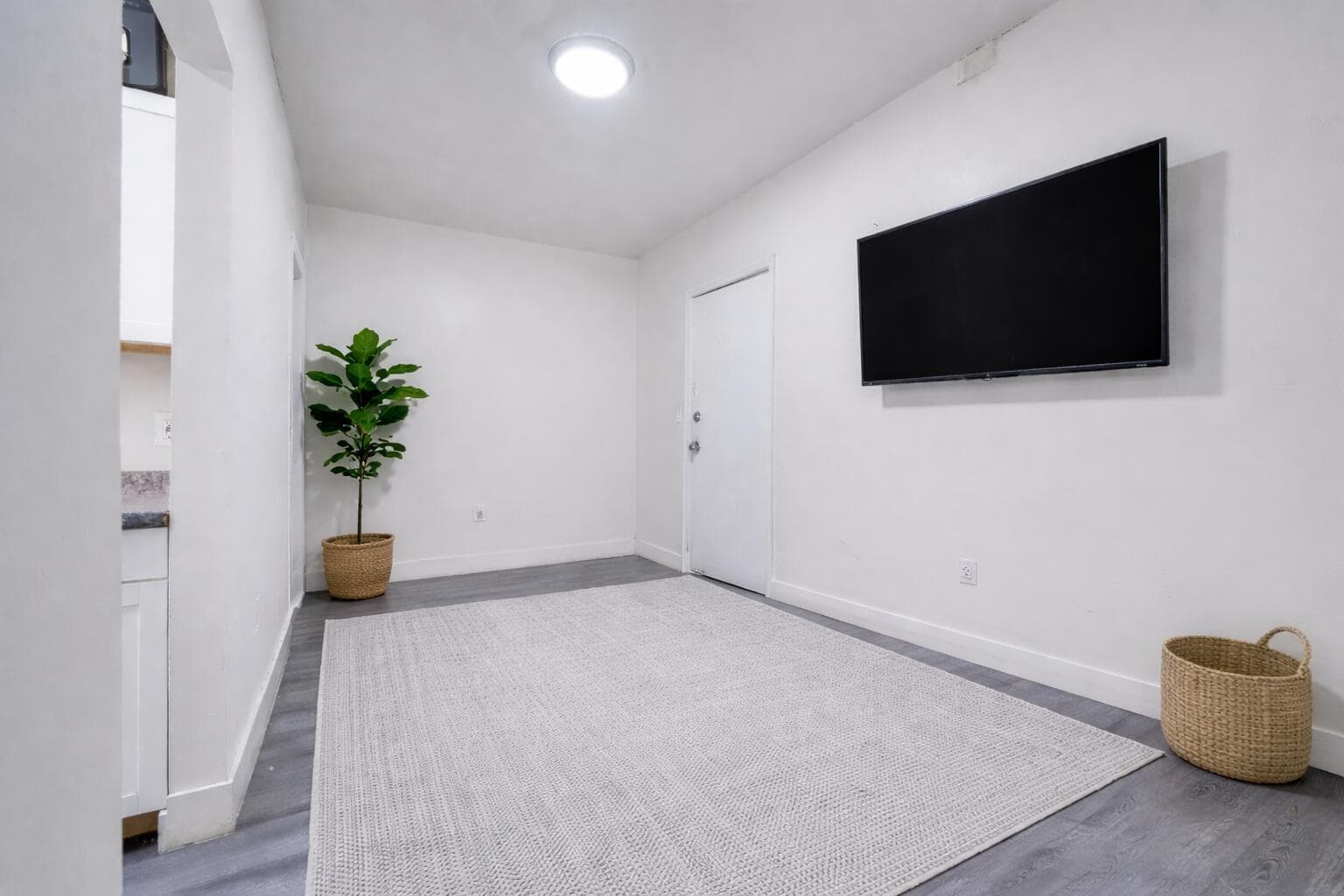 1554 SW 5th Street 11c, Miami, FL 33135 — photo 5 of 11