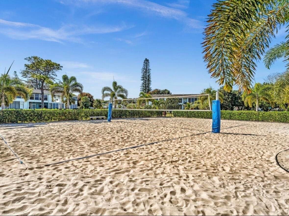 15 Markham A, Deerfield Beach, FL 33442 — photo 22 of 33