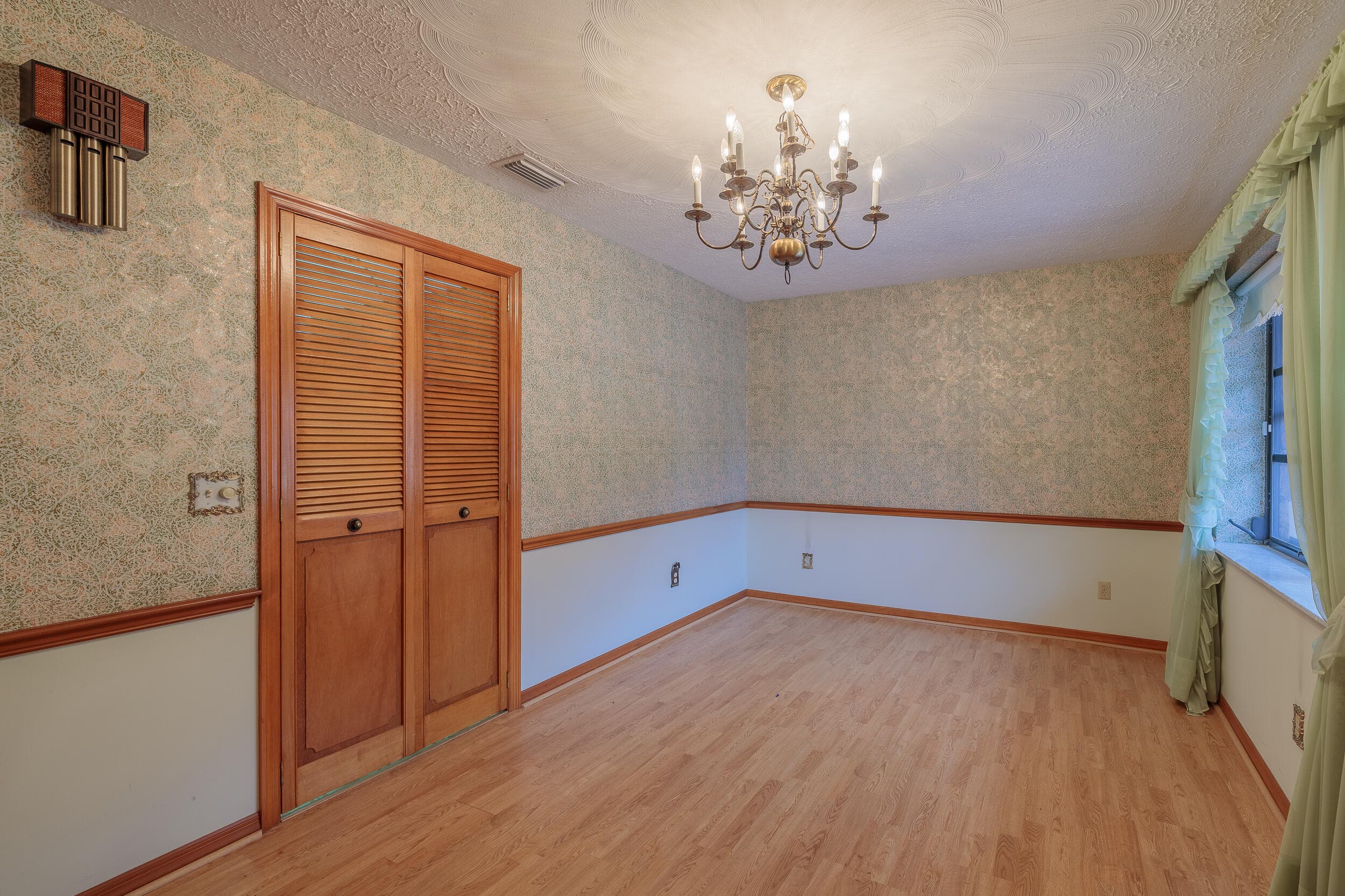 2165 SE Flanders Road, Port St. Lucie, FL 34952 — photo 11 of 52
