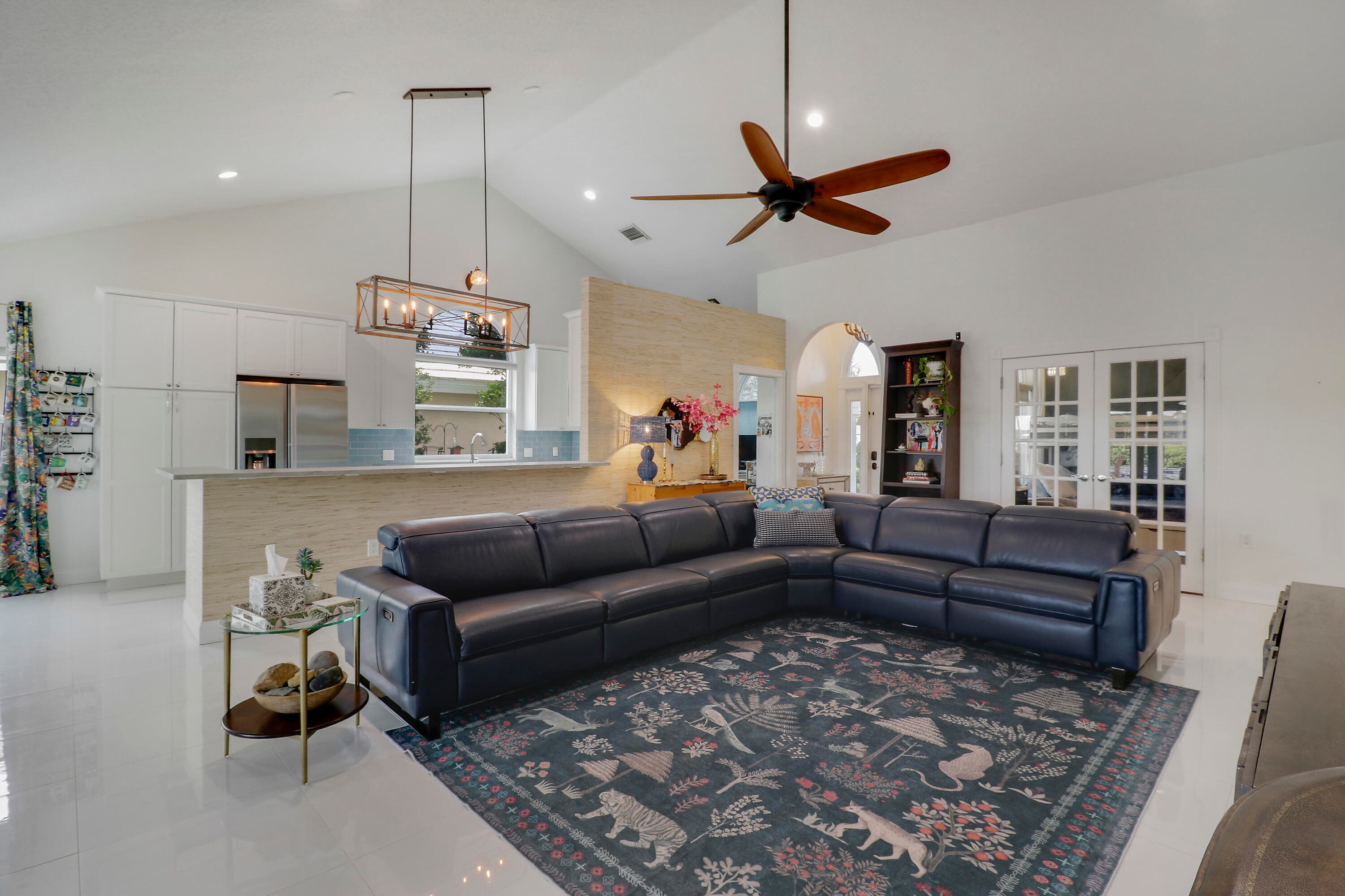 1560 Wilderness Road, West Palm Beach, FL 33409 — photo 11 of 51
