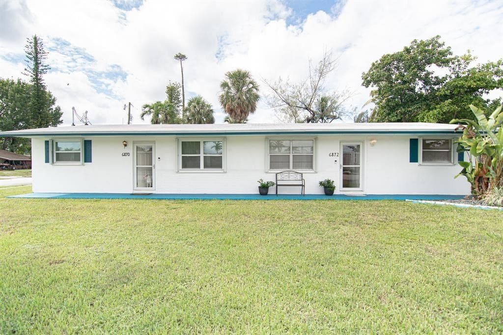 6872 SW 15th Street, North Lauderdale, FL 33068 — photo 2 of 17