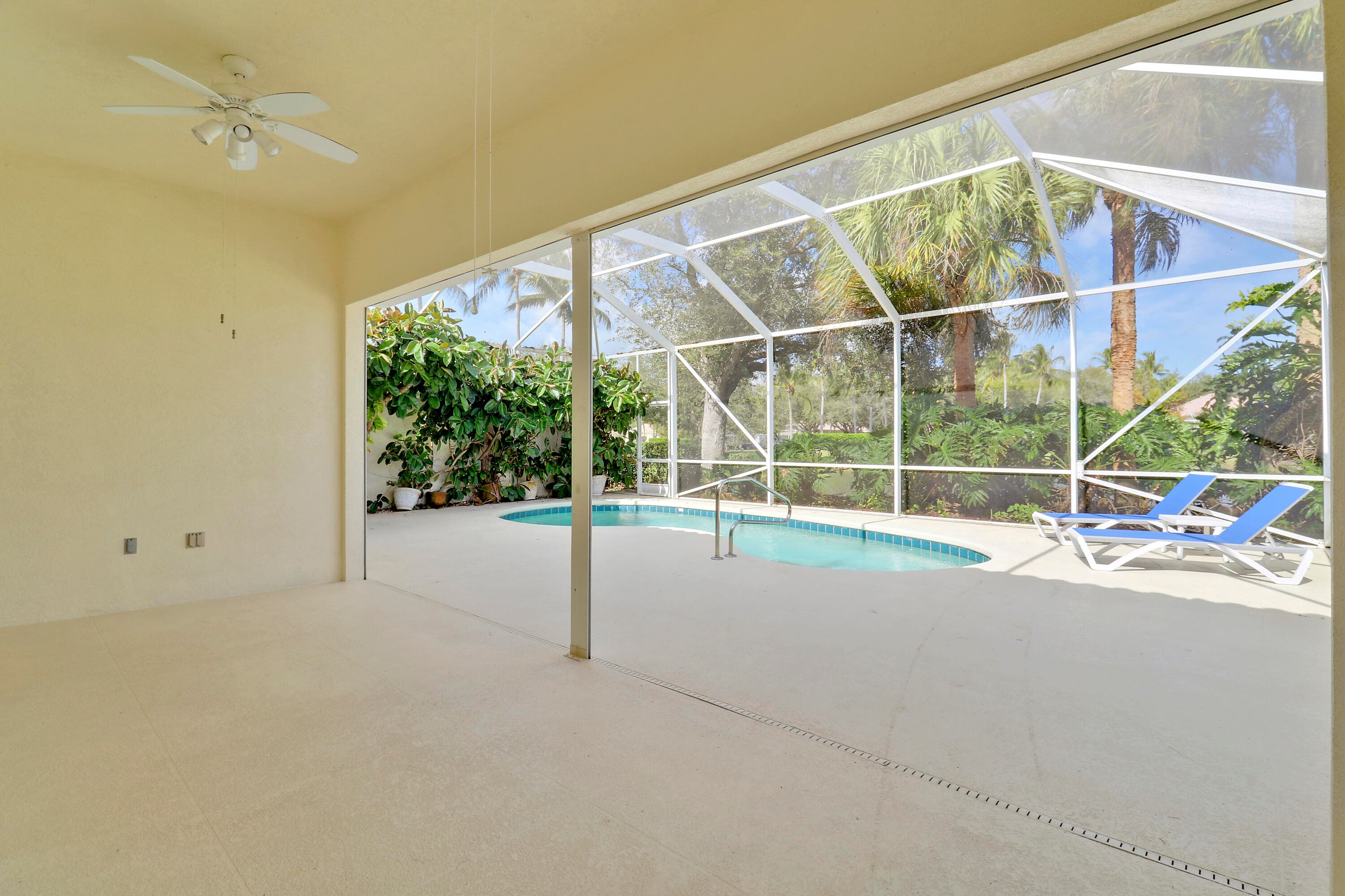805 Niemen Drive, Palm Beach Gardens, FL 33410 — photo 21 of 37