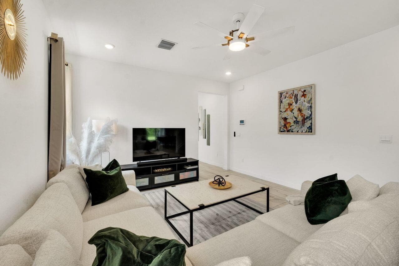 4506 Catalina Way, Greenacres, FL 33463 — photo 3 of 36