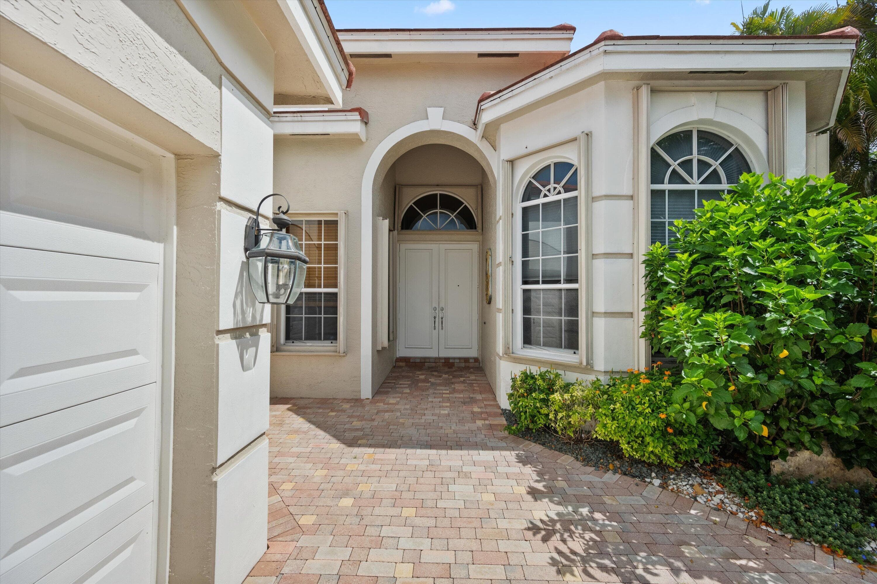 10911 Royal Devon Way, Lake Worth, FL 33449 — photo 4 of 56
