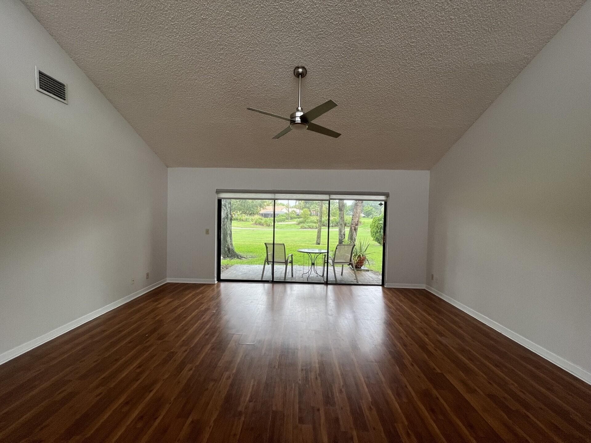 491 Deer Creek Wildwood Ln Lane E, Deerfield Beach, FL 33442 — photo 3 of 31