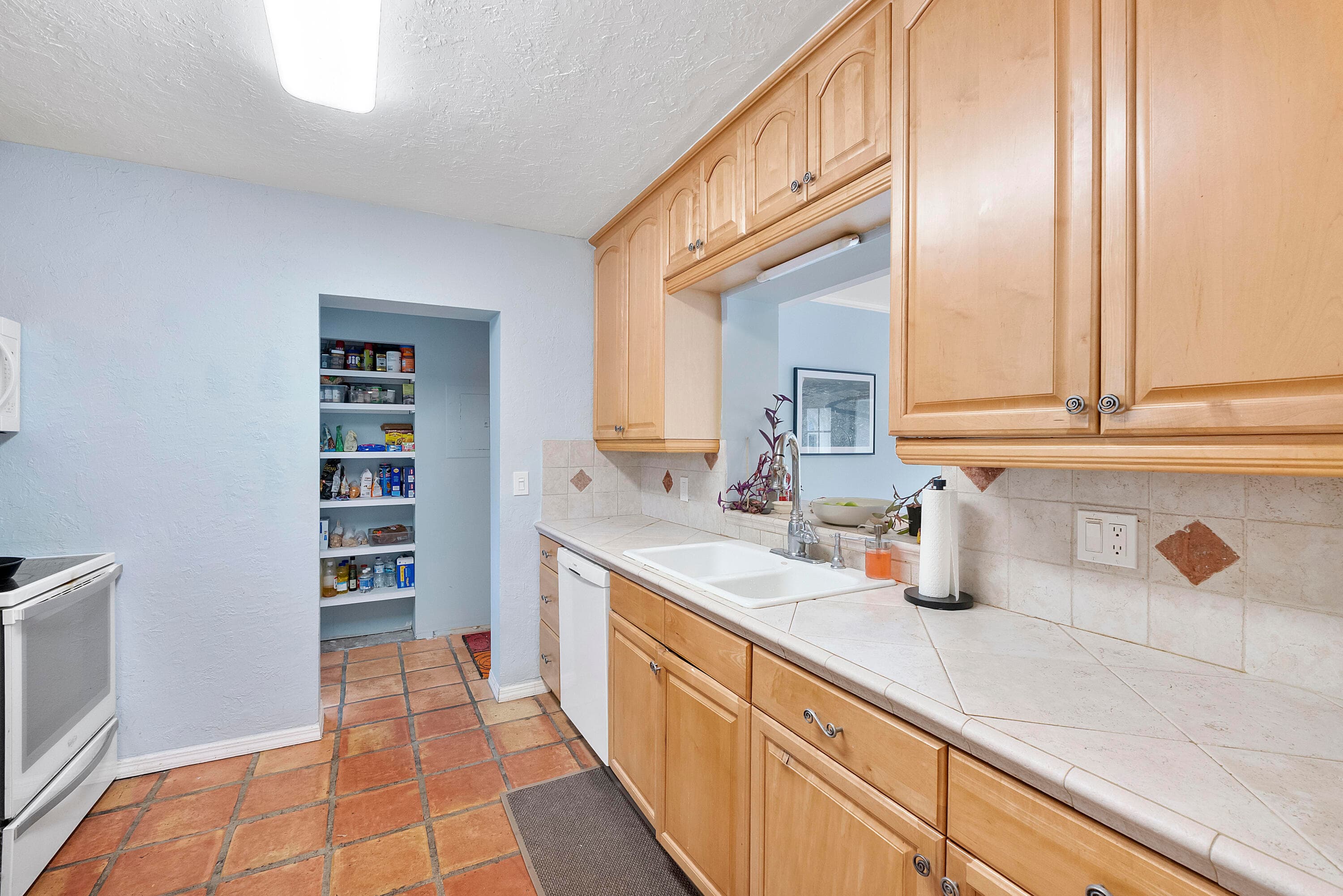 2501 NE 26th Terrace, Fort Lauderdale, FL 33305 — photo 17 of 38