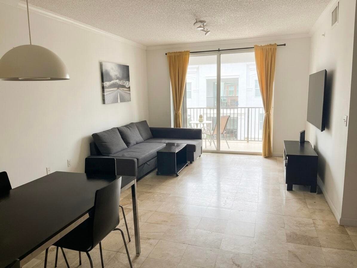 17100 N Bay Road 1911, Sunny Isles Beach, FL 33160 — photo 3 of 16
