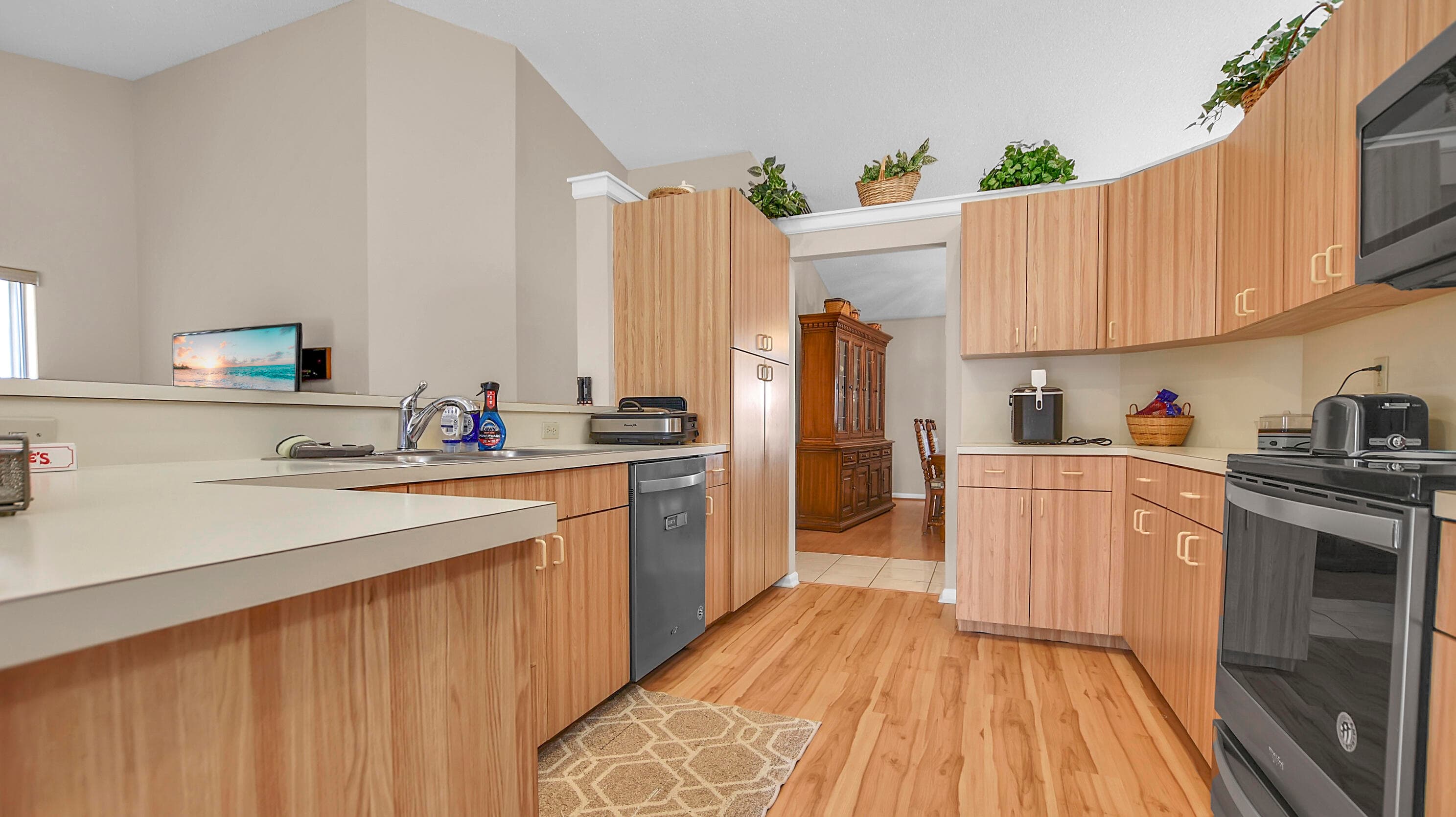 2345 NW 95th Terrace, Coral Springs, FL 33065 — photo 14 of 44