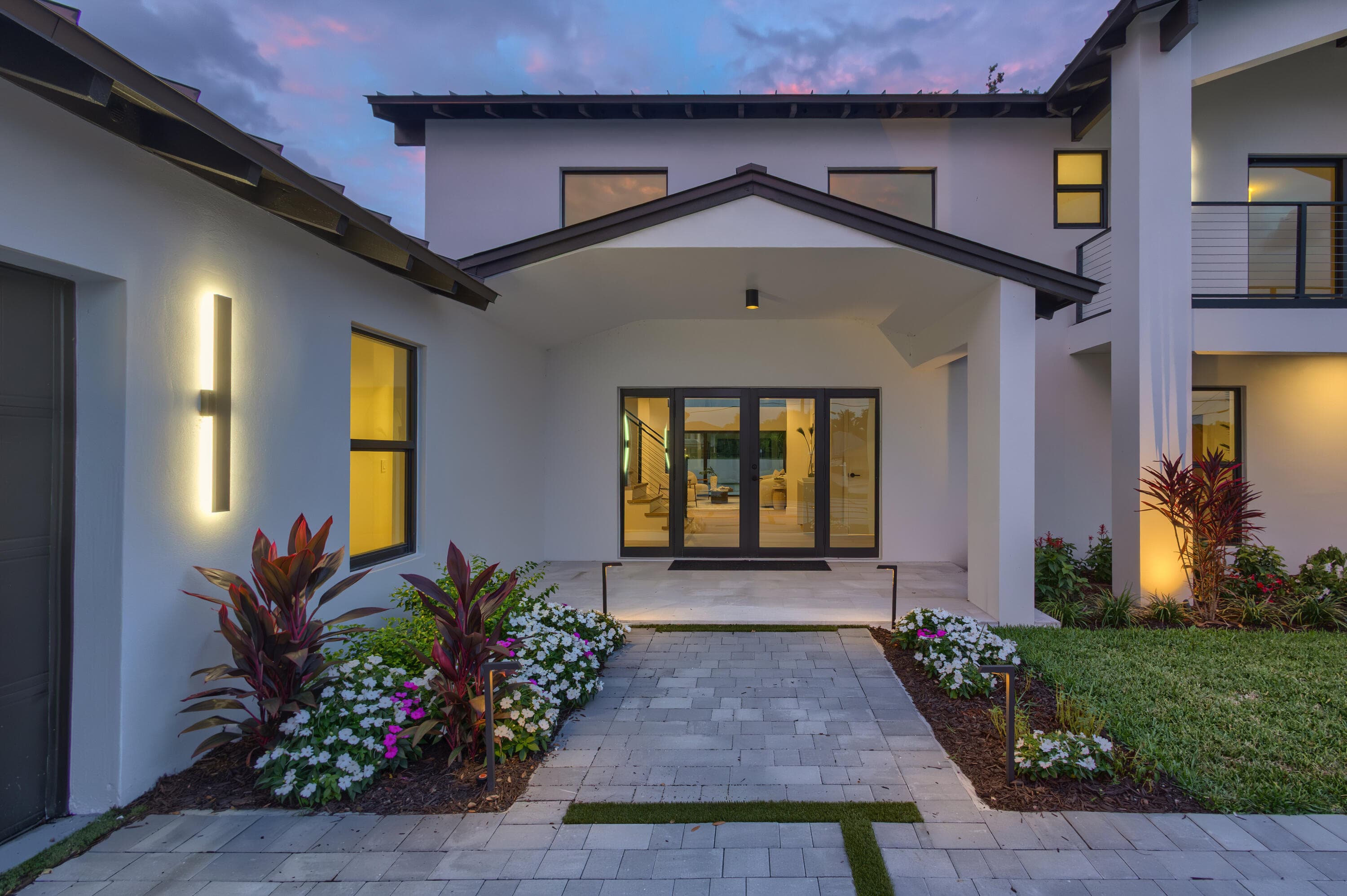 868 Country Club Drive, North Palm Beach, FL 33408 — photo 2 of 64