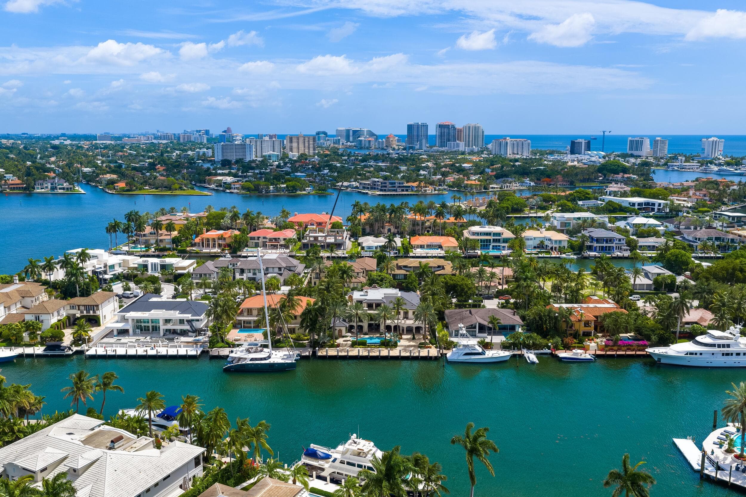 2430 Del Lago Drive, Fort Lauderdale, FL 33316 — photo 5 of 93