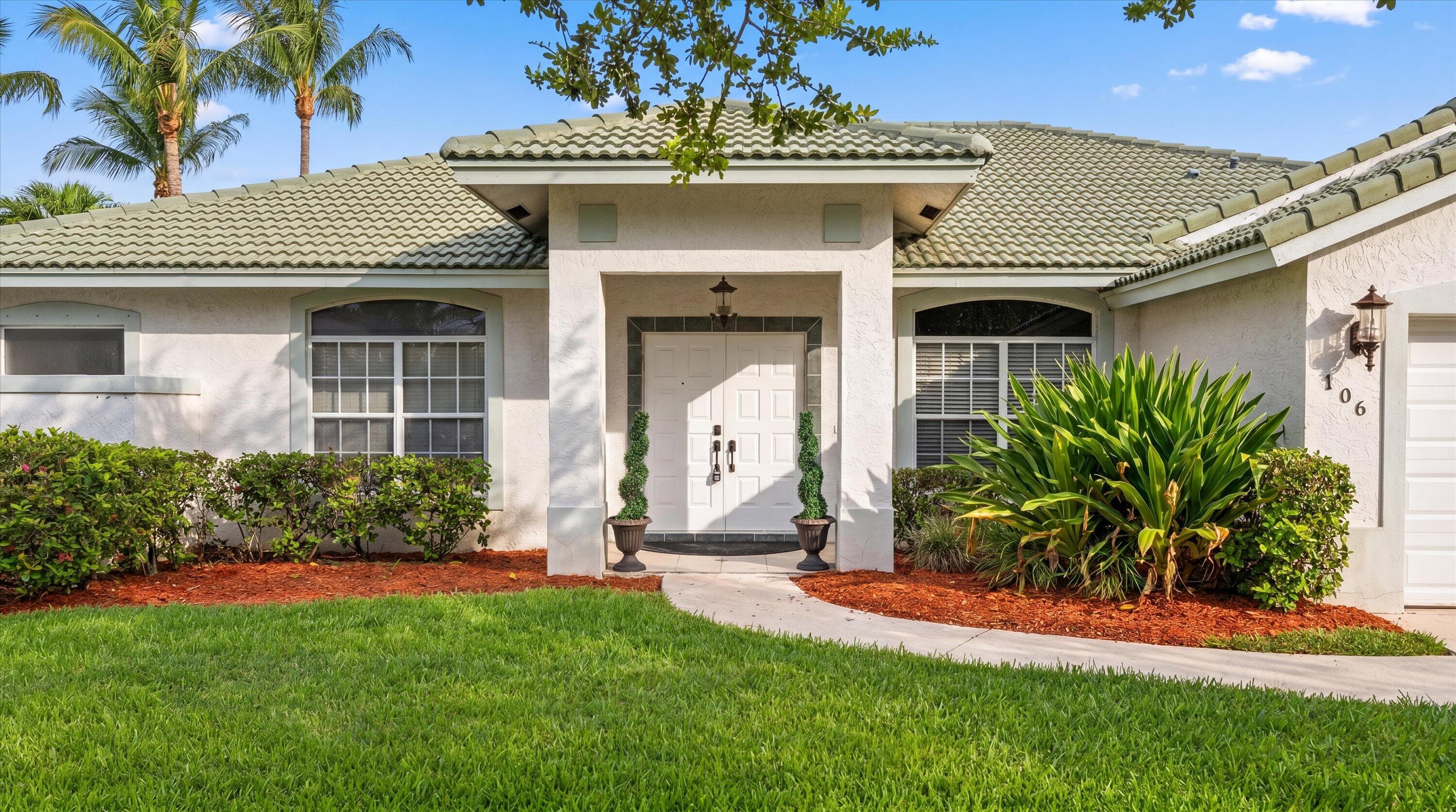 106 Fernwood Crescent, Royal Palm Beach, FL 33411 — photo 3 of 25