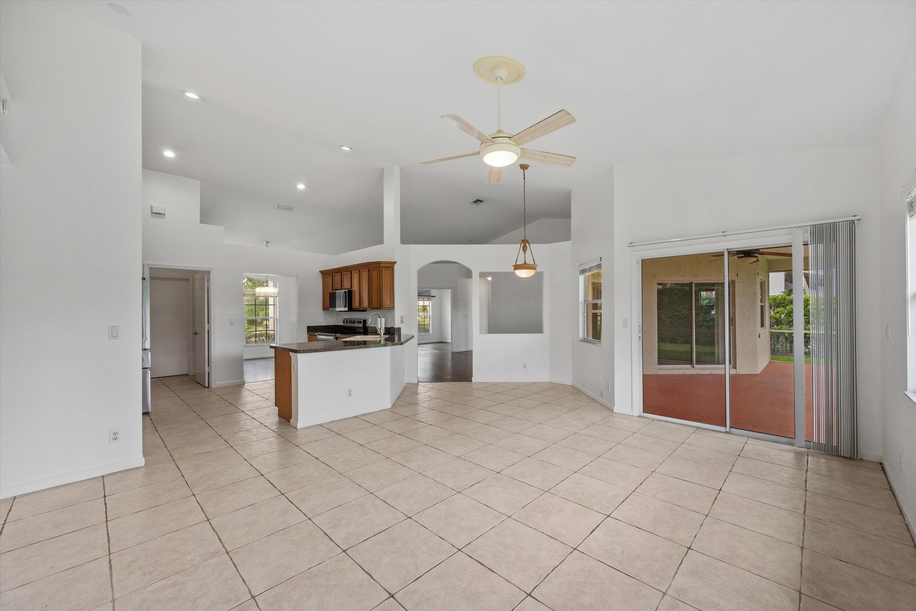 106 Fernwood Crescent, Royal Palm Beach, FL 33411 — photo 8 of 25
