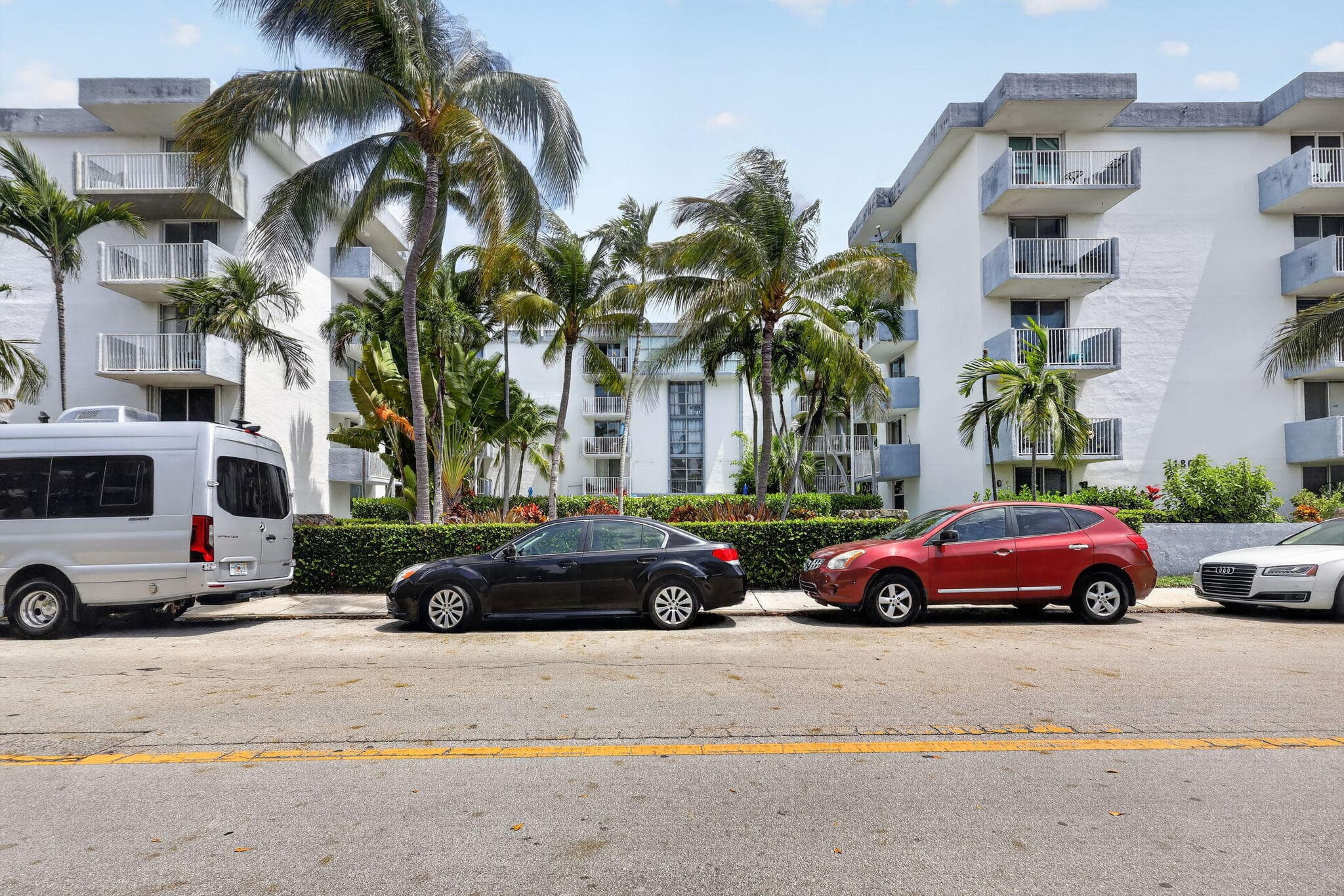 1801 S Treasure Drive 415, North Bay Village, FL 33141 — photo 13 of 31