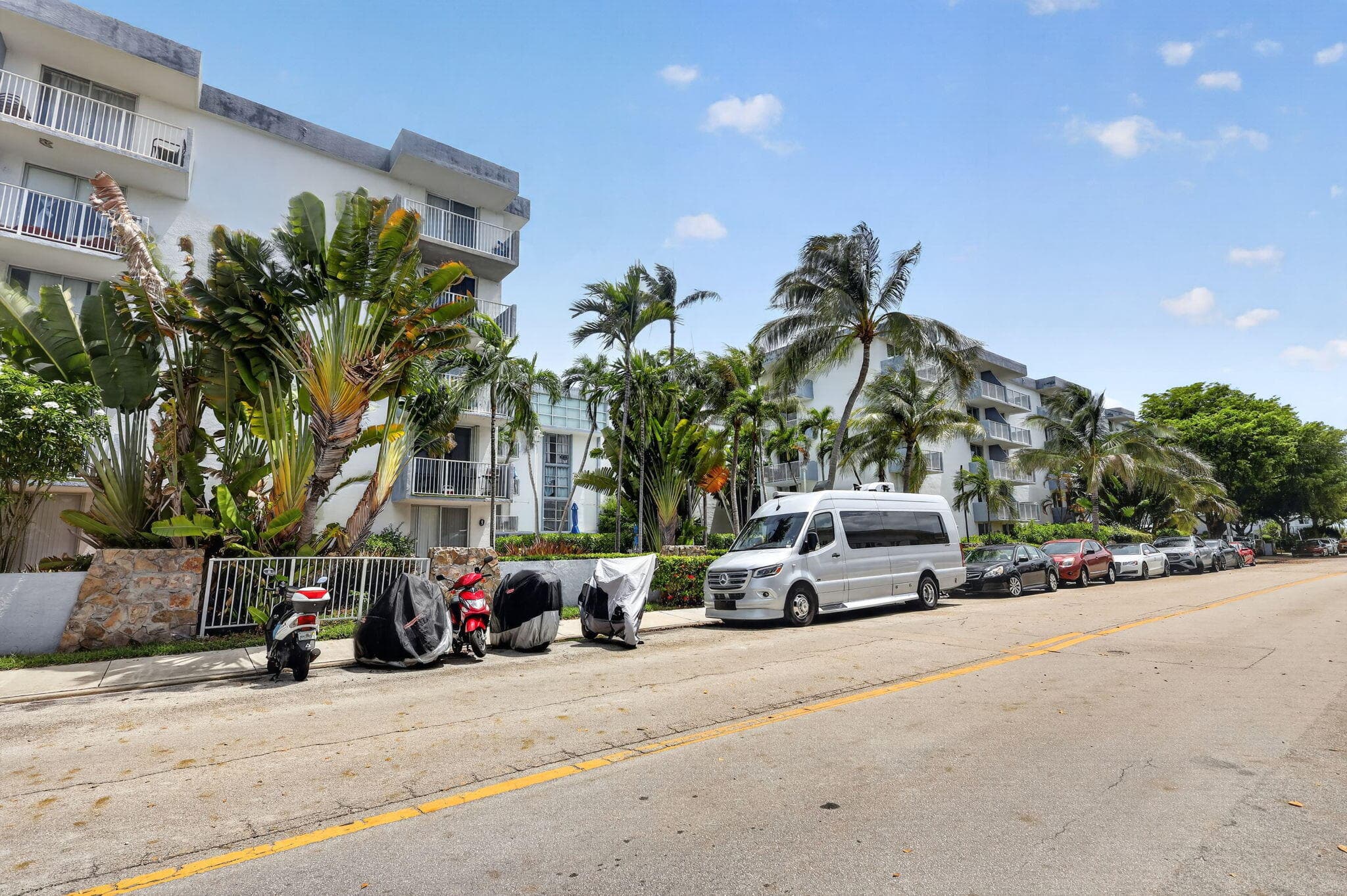 1801 S Treasure Drive 415, North Bay Village, FL 33141 — photo 16 of 31