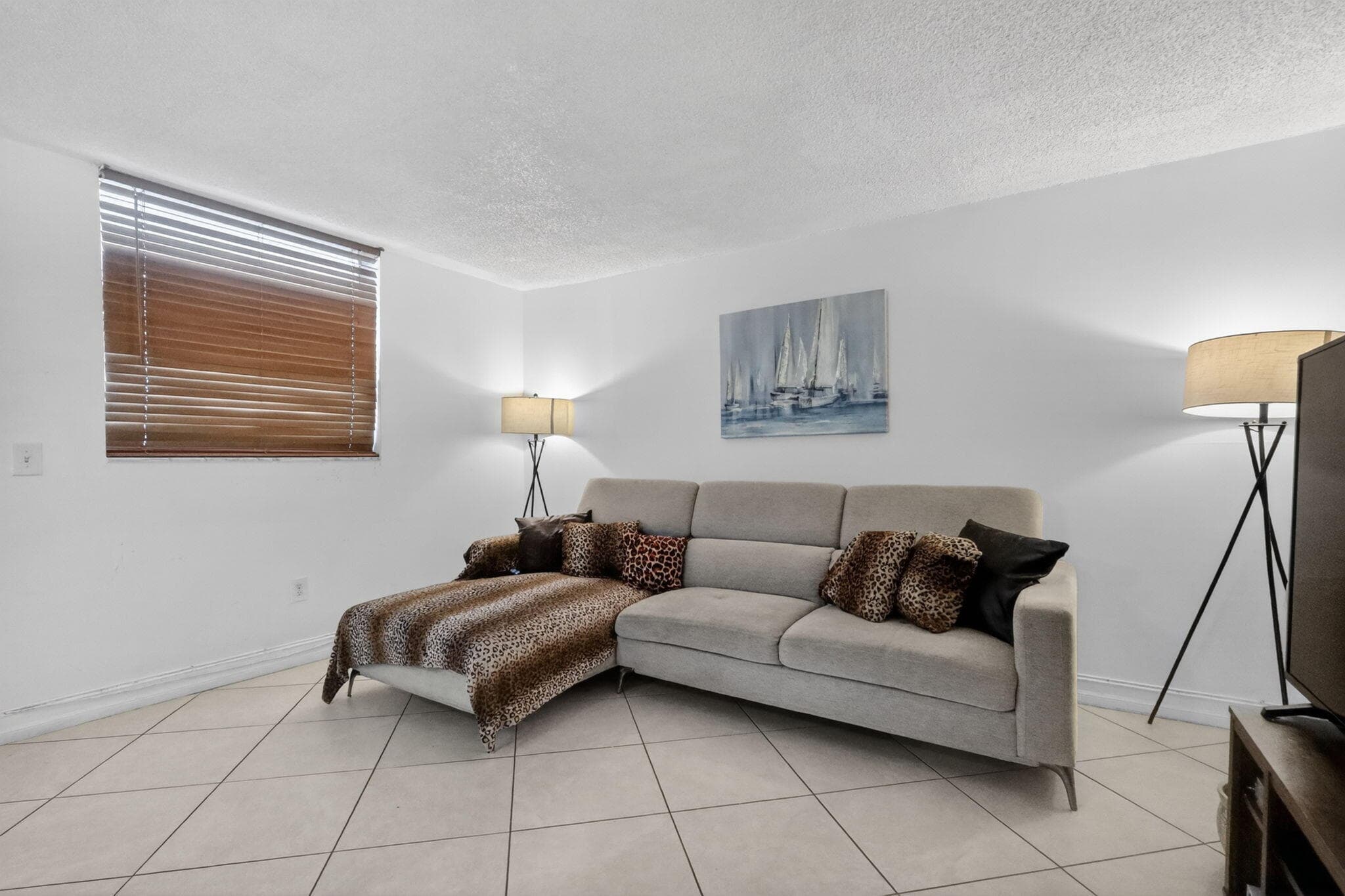 1801 S Treasure Drive 415, North Bay Village, FL 33141 — photo 7 of 31