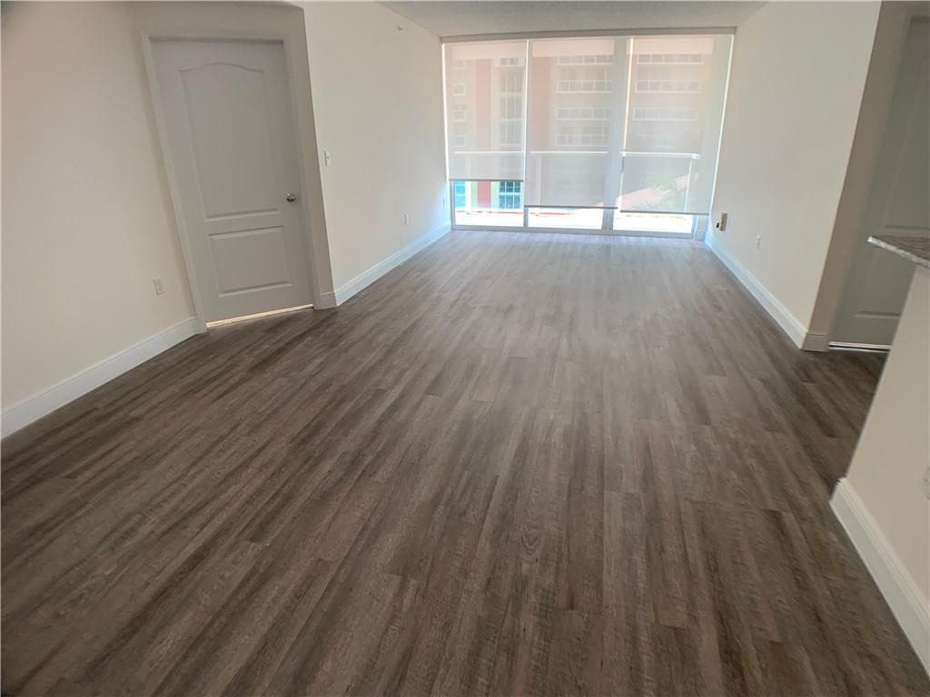 16900 N Bay Road 2-817, Sunny Isles Beach, FL 33160 — photo 2 of 31