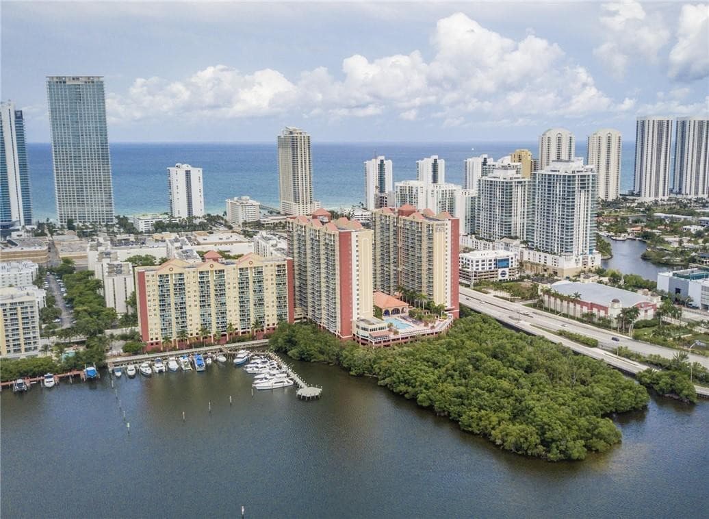 16900 N Bay Road 2-817, Sunny Isles Beach, FL 33160 — photo 12 of 31