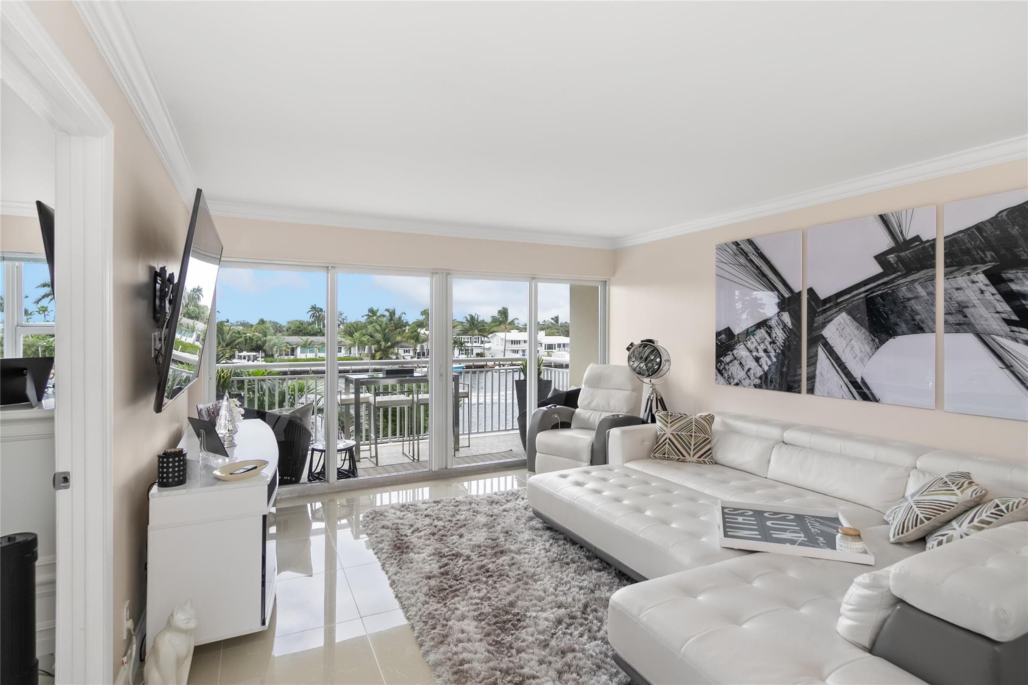 2611 N Riverside Drive 307, Pompano Beach, FL 33062 — photo 1 of 25