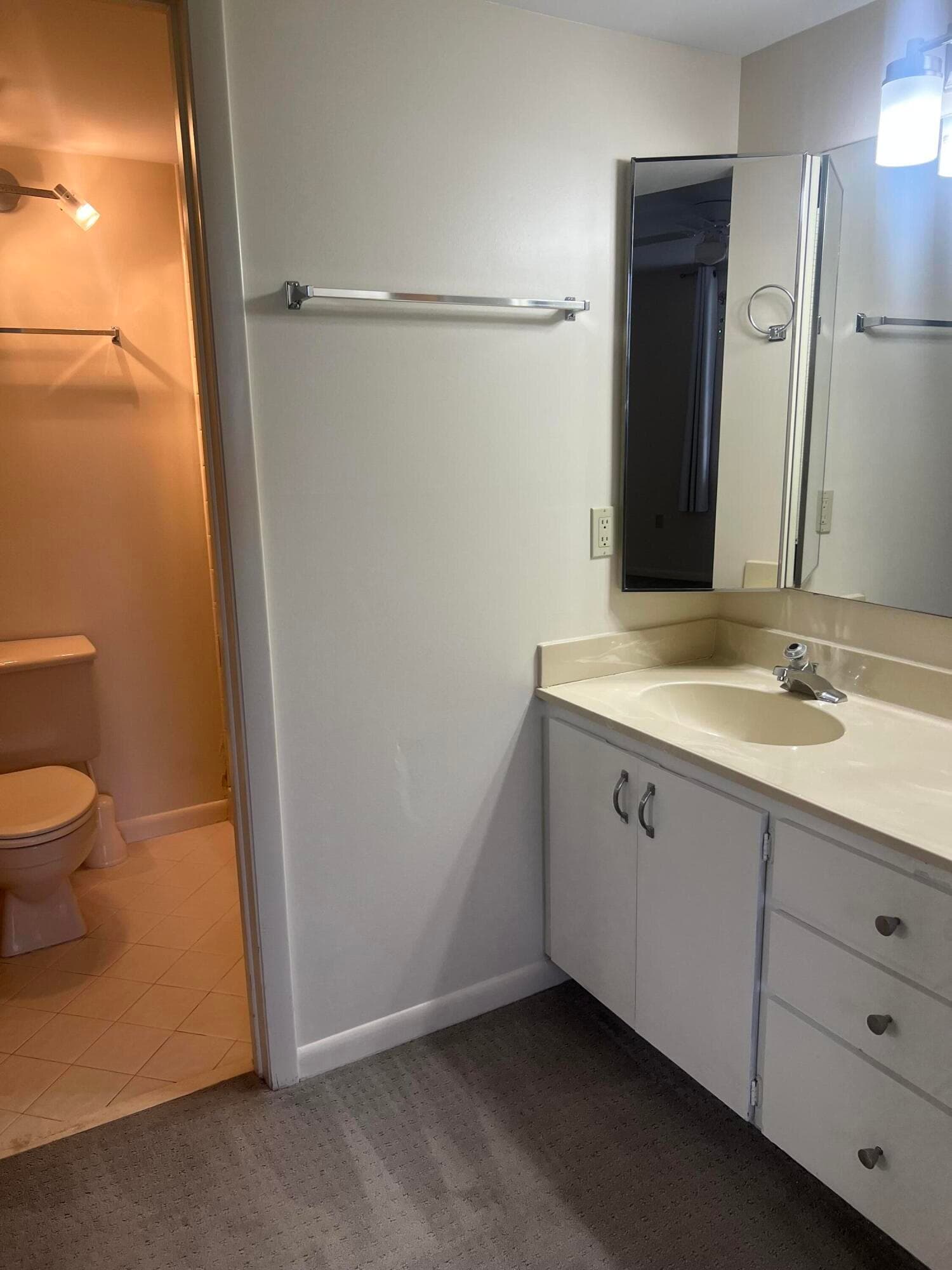 3636 Whitehall Drive 204, West Palm Beach, FL 33401 — photo 14 of 16