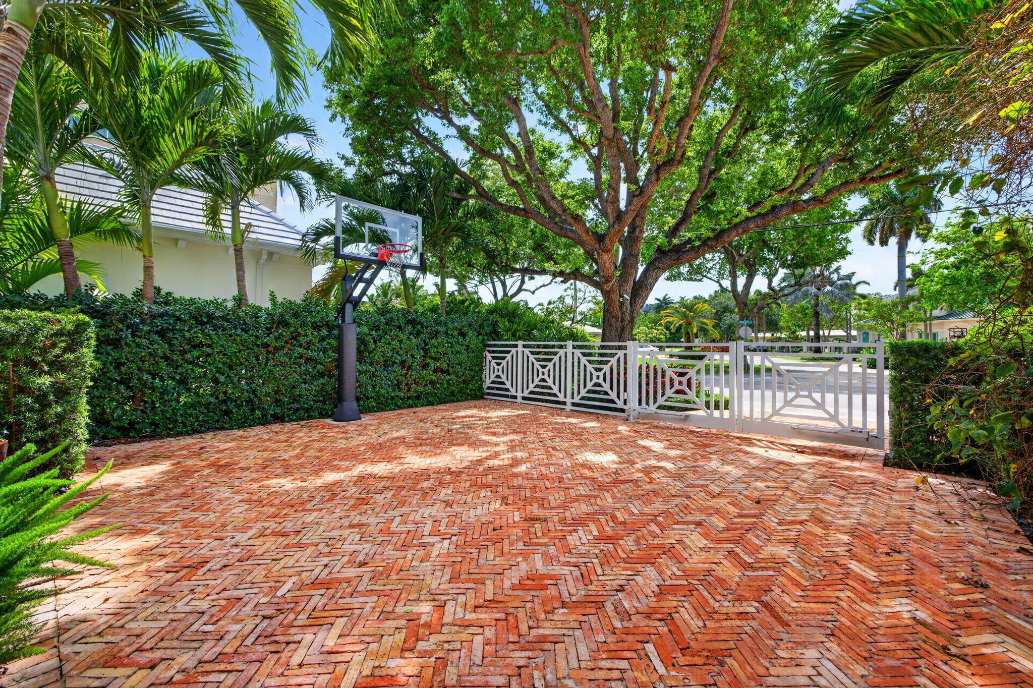 1900 Intracoastal Drive, Fort Lauderdale, FL 33305 — photo 72 of 87