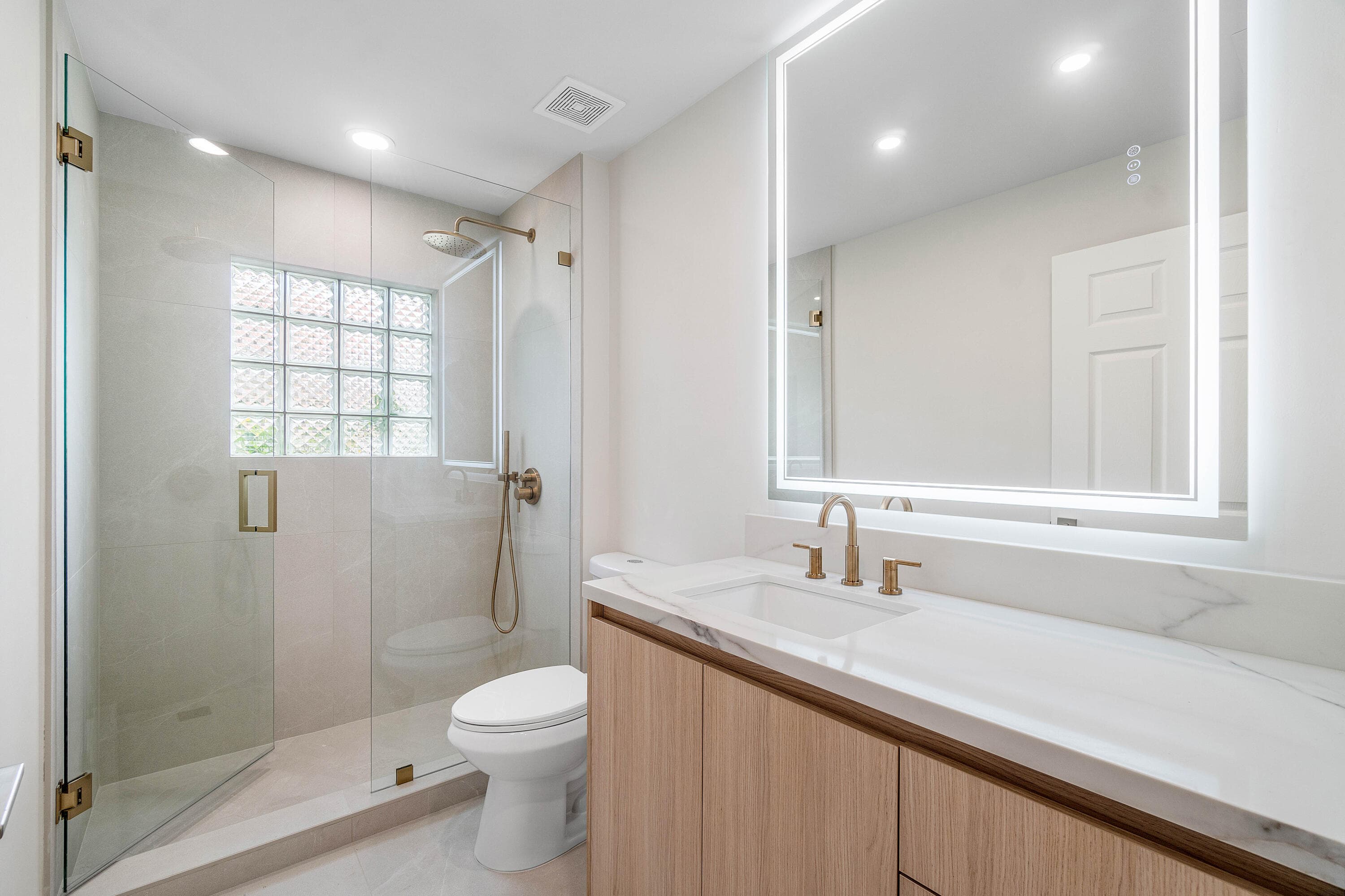 6170 Lake Hibiscus Drive, Delray Beach, FL 33484 — photo 17 of 46