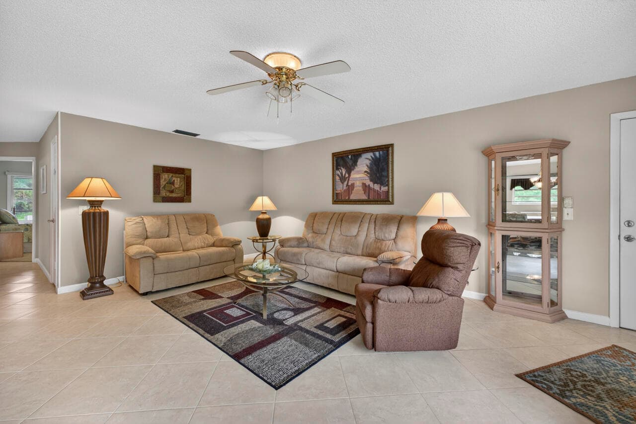 1 Lake Vista Trail 207, Port St. Lucie, FL 34952 — photo 4 of 28