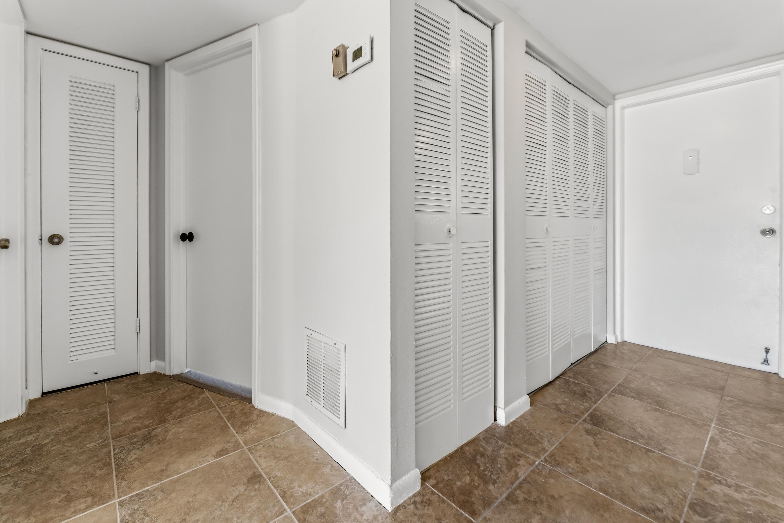 1638 Embassy Drive 208, West Palm Beach, FL 33401 — photo 21 of 42