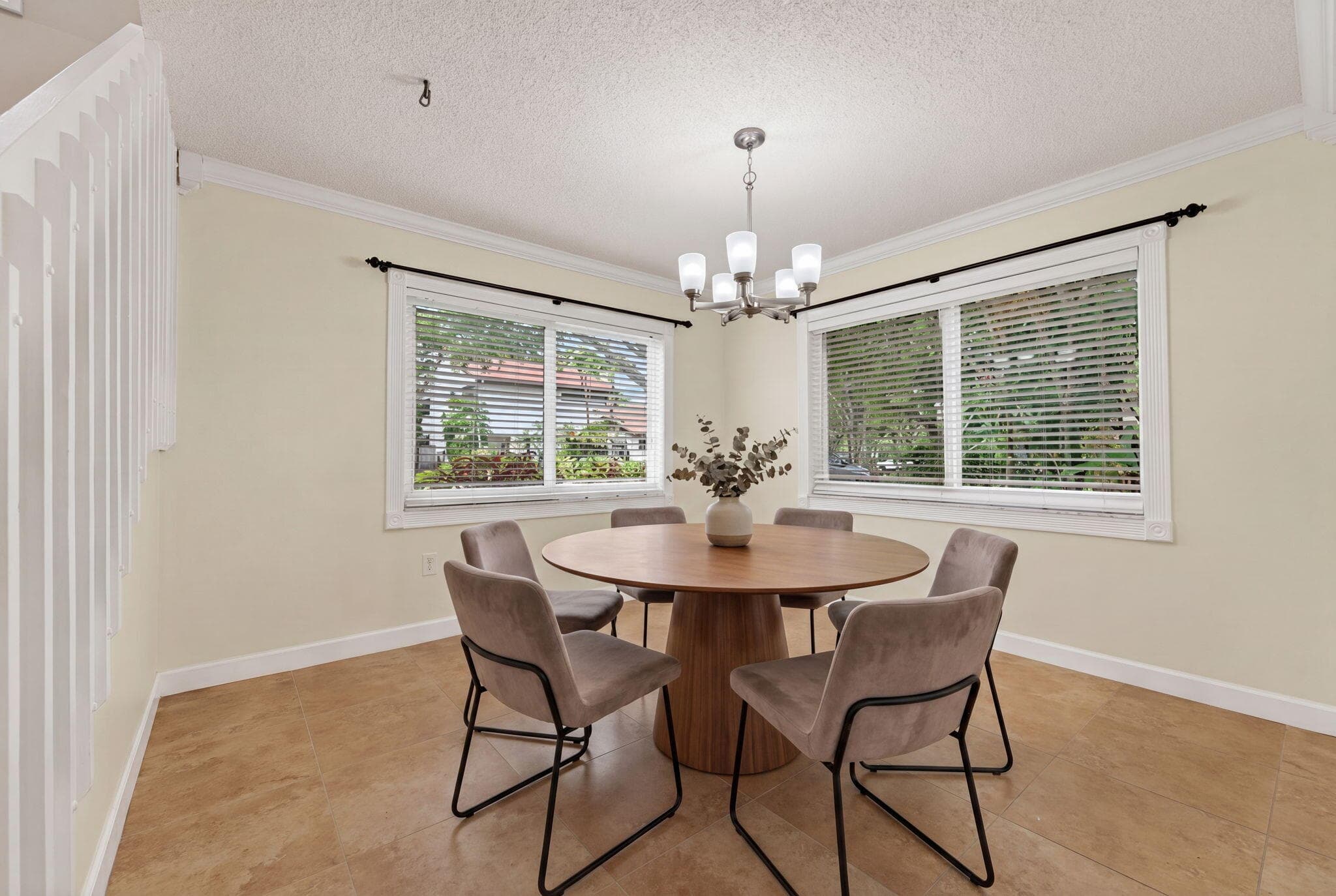 704 SW 89th Avenue, Plantation, FL 33324 — photo 12 of 34