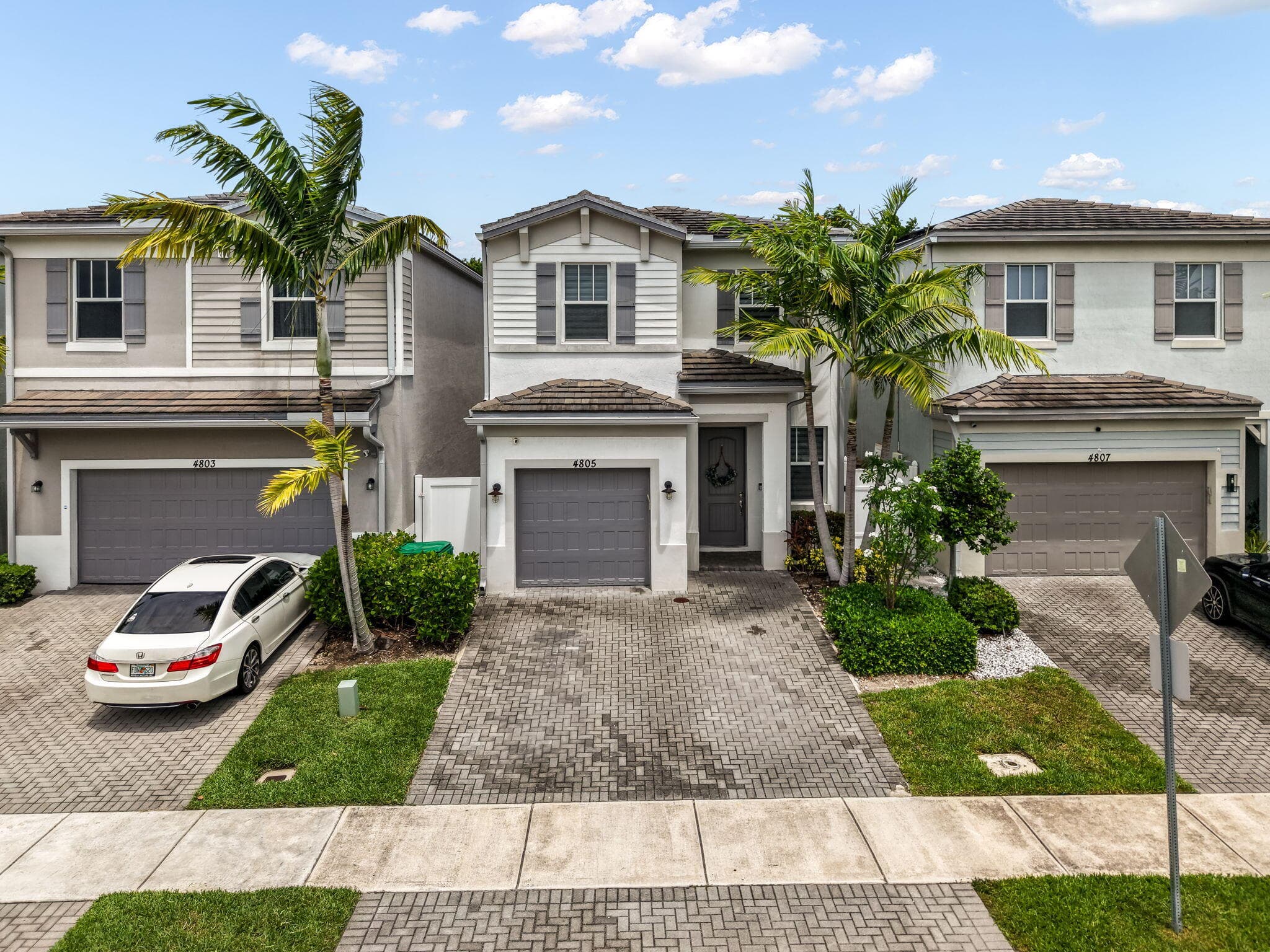 4805 NW 48th Terrace, Tamarac, FL 33319 — photo 1 of 39