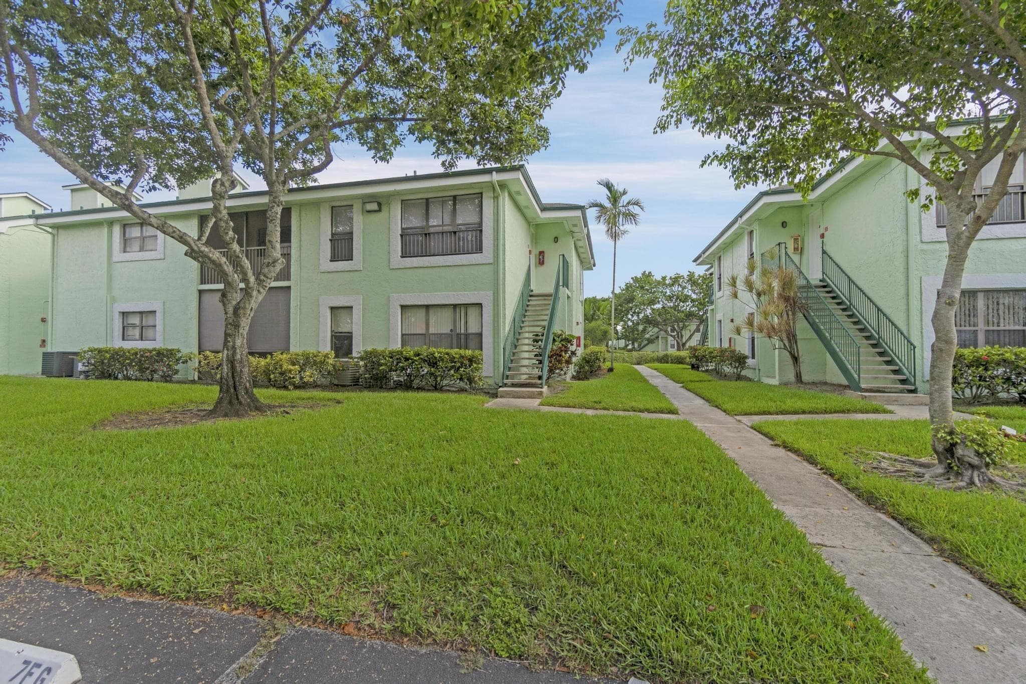8771 NW 39th Street, Sunrise, FL 33351 — photo 9 of 44