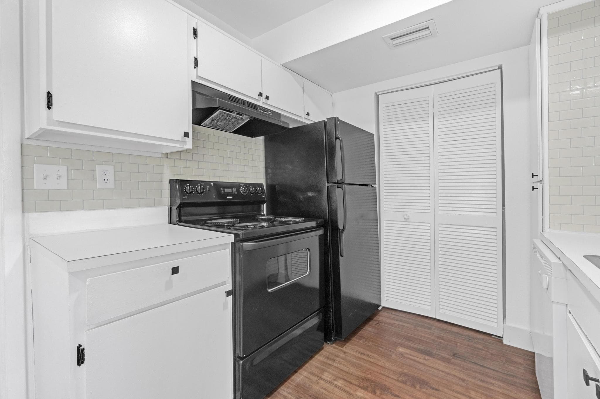 8771 NW 39th Street, Sunrise, FL 33351 — photo 38 of 44