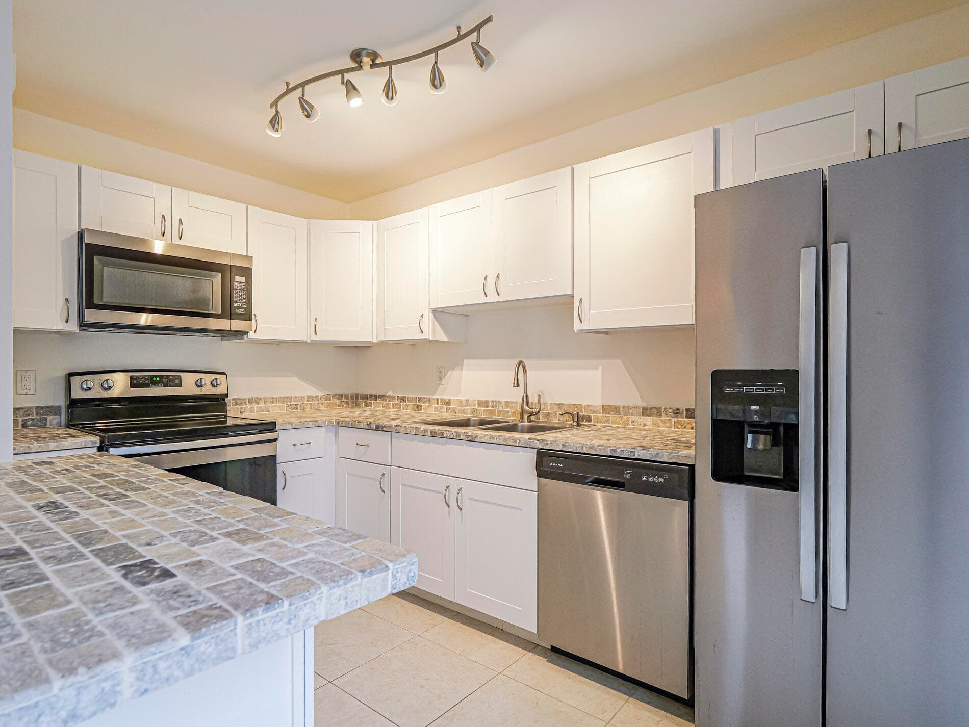 1001 Royal Palm Boulevard A4, Vero Beach, FL 32960 — photo 9 of 34