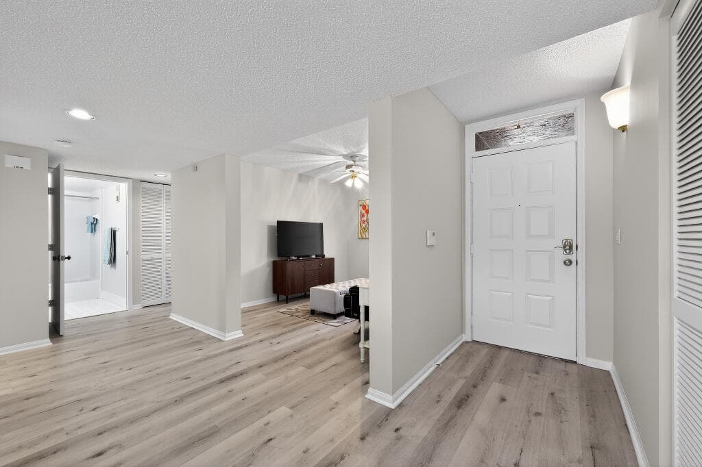 7634 Majestic Palm Drive 101, Boynton Beach, FL 33437 — photo 5 of 31