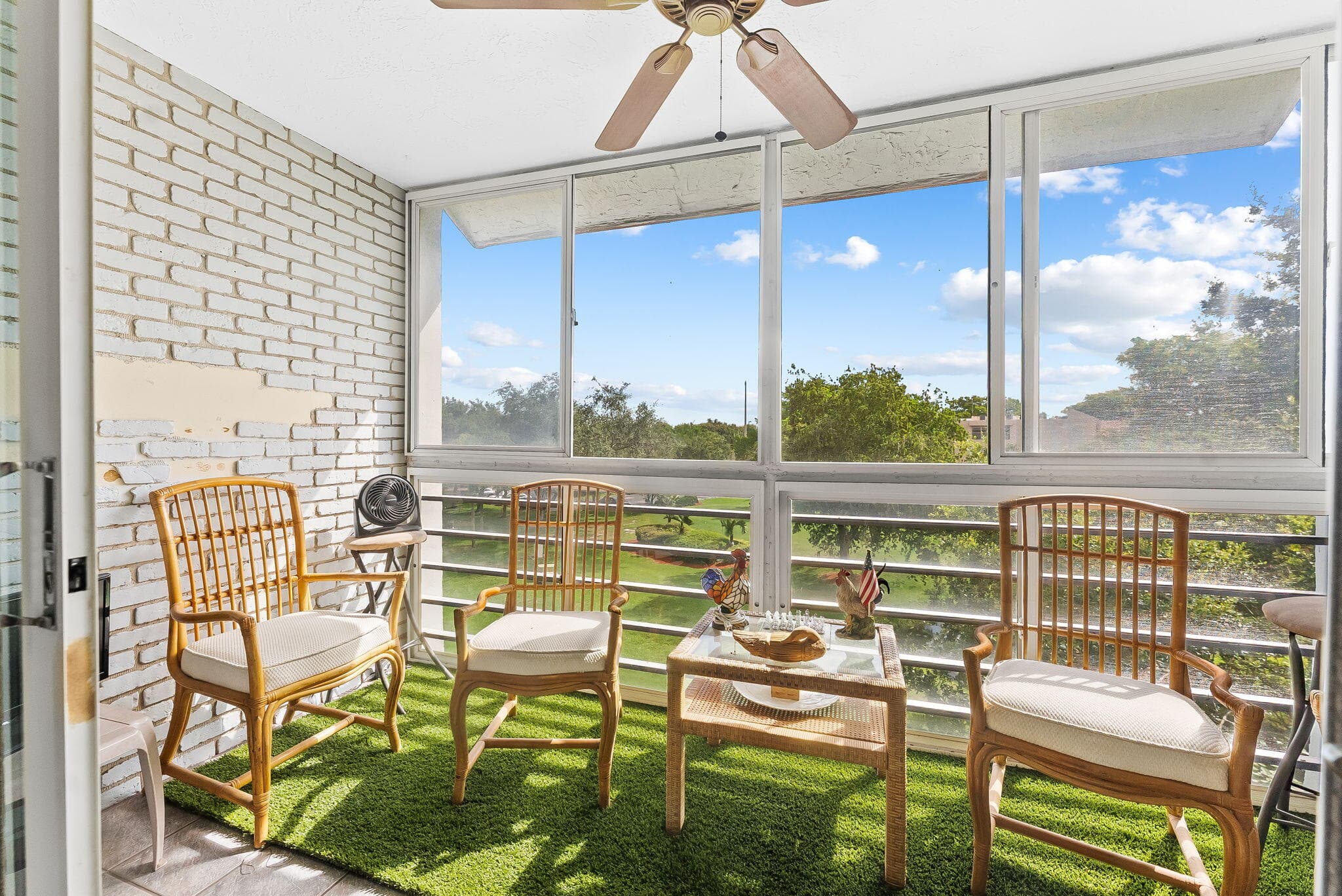 9451 Evergreen Place 404, Davie, FL 33324 — photo 1 of 15