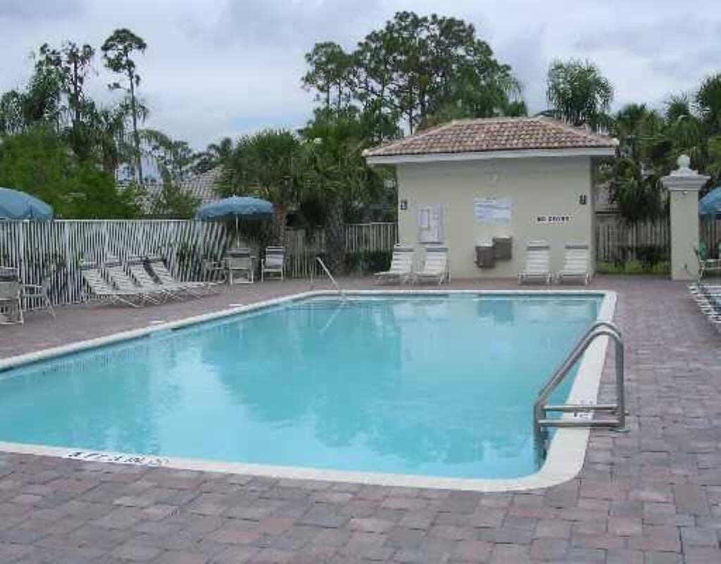 13377 Georgian Court, Wellington, FL 33414 — photo 4 of 27