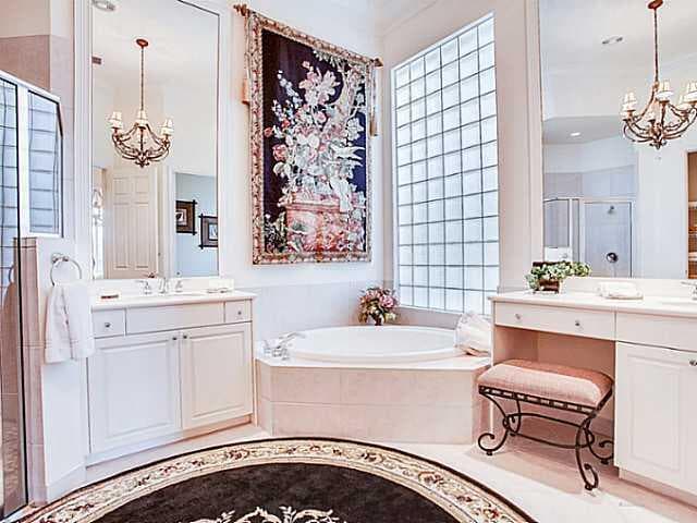 114 Tranquilla Drive, Palm Beach Gardens, FL 33418 — photo 11 of 13