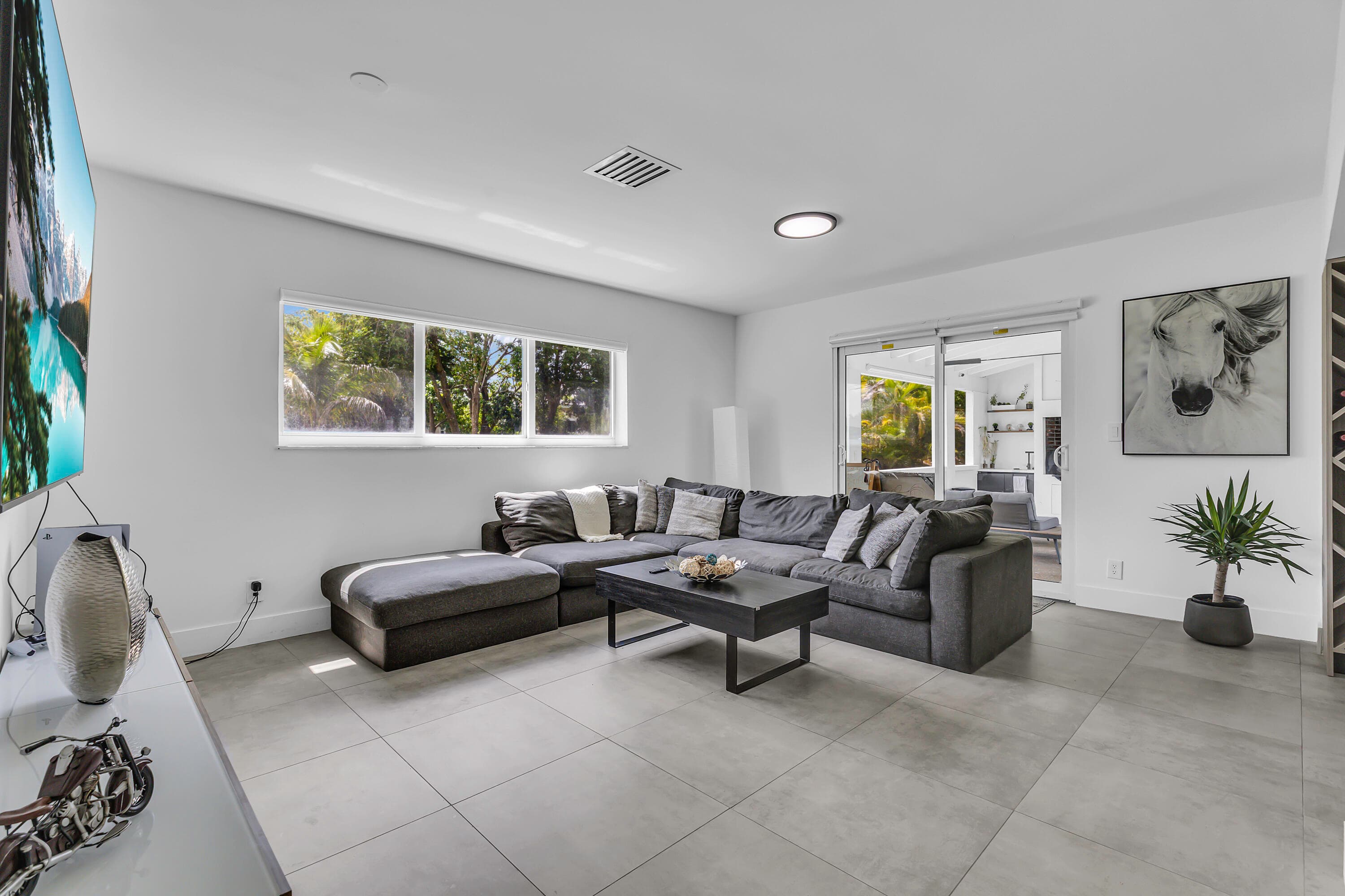 11821 NW 6th Court, Plantation, FL 33325 — photo 16 of 61