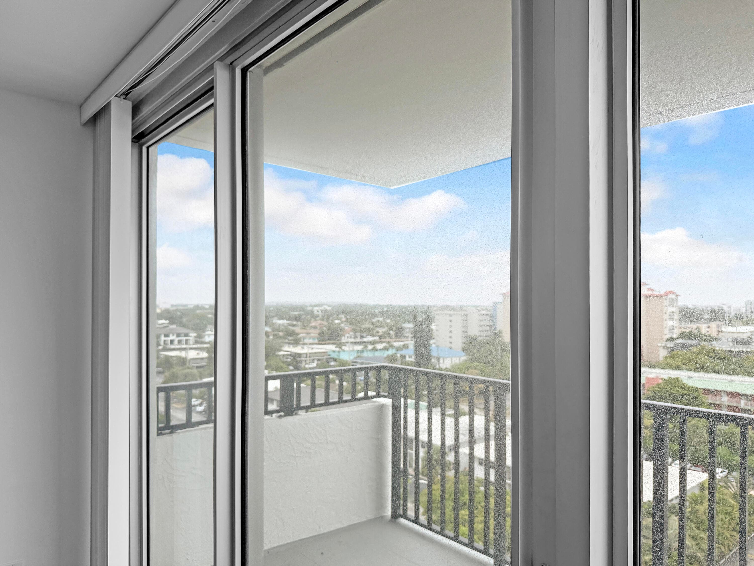 525 N Ocean Boulevard 1016, Pompano Beach, FL 33062 — photo 10 of 31