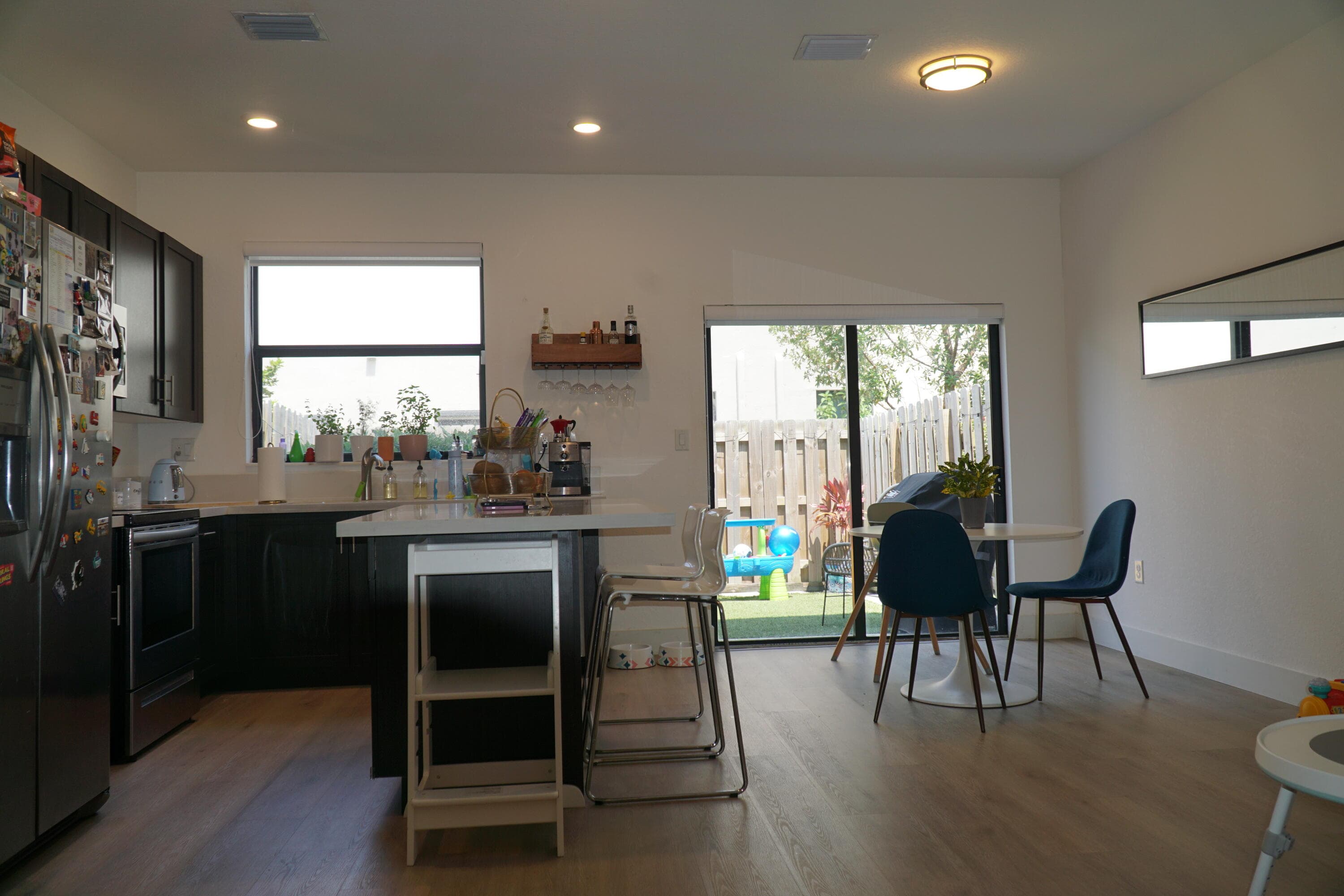 21435 NE 2nd Place, Miami, FL 33161 — photo 3 of 33