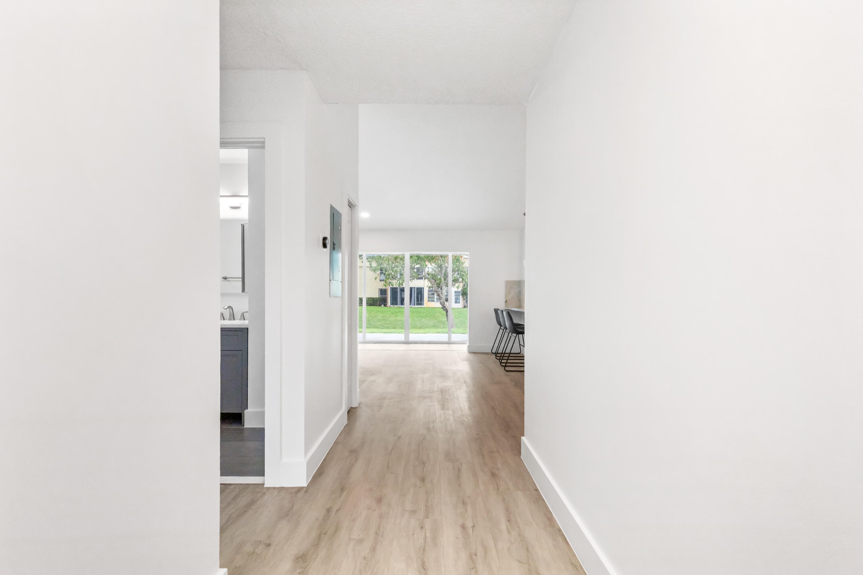 2737 Zorno Way, Delray Beach, FL 33445 — photo 4 of 32