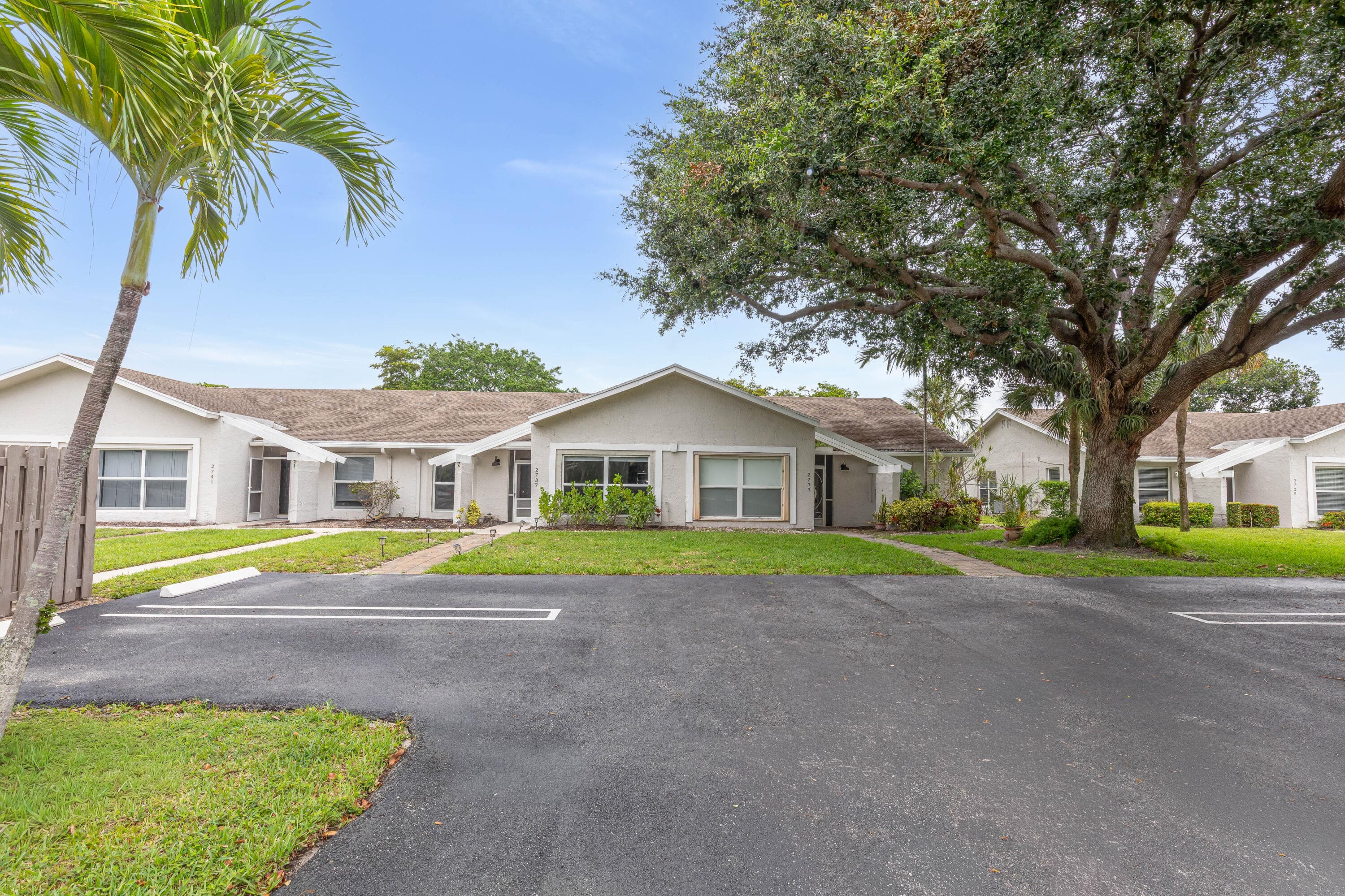 2737 Zorno Way, Delray Beach, FL 33445 — photo 3 of 32