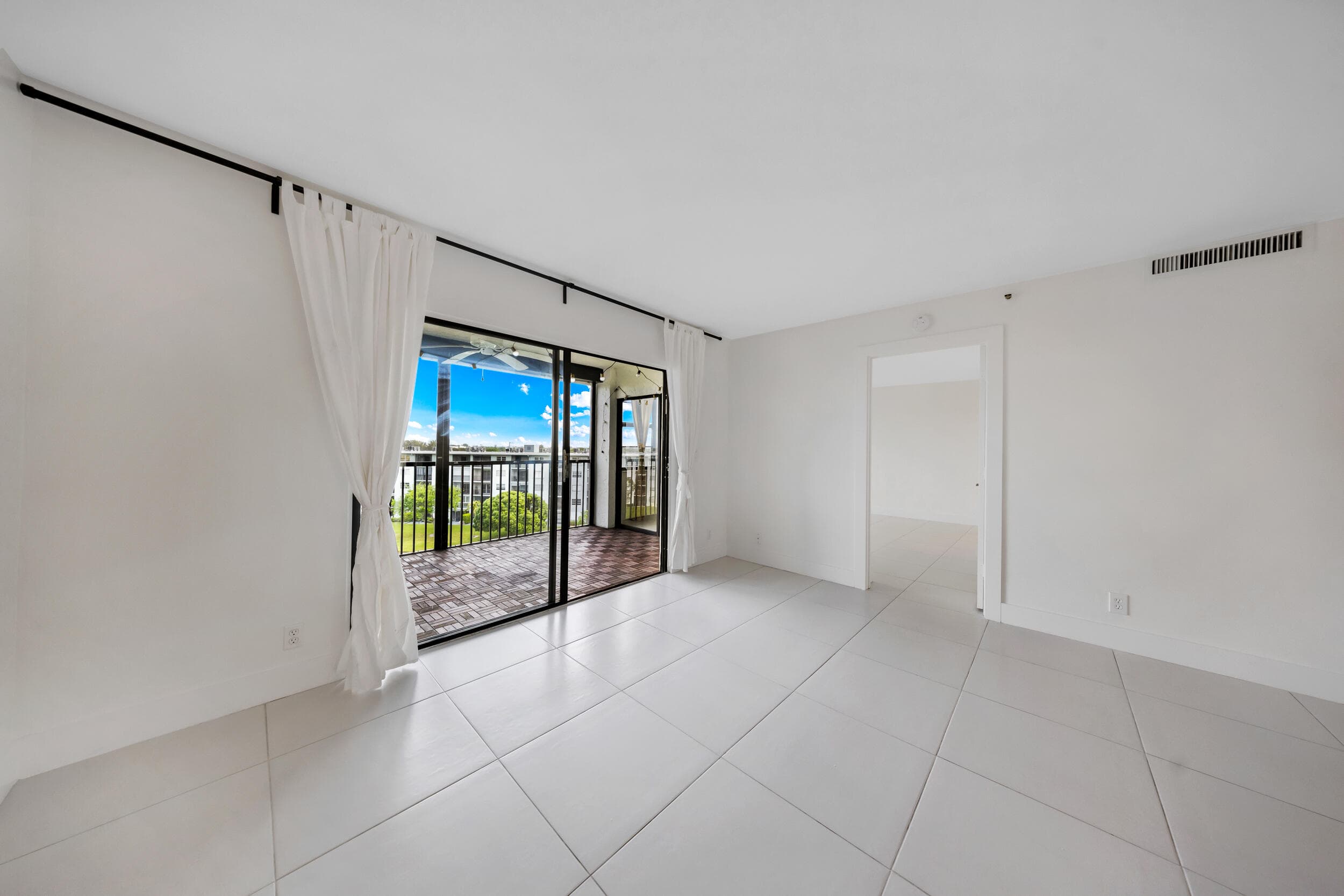 2217 Cypress Island Drive 602, Pompano Beach, FL 33069 — photo 32 of 34