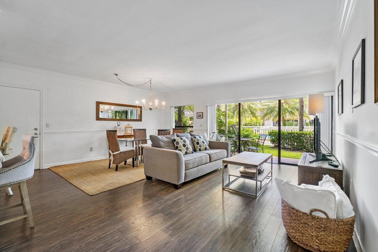 11863 Wimbledon Circle 433, Wellington, FL 33414 — photo 3 of 40