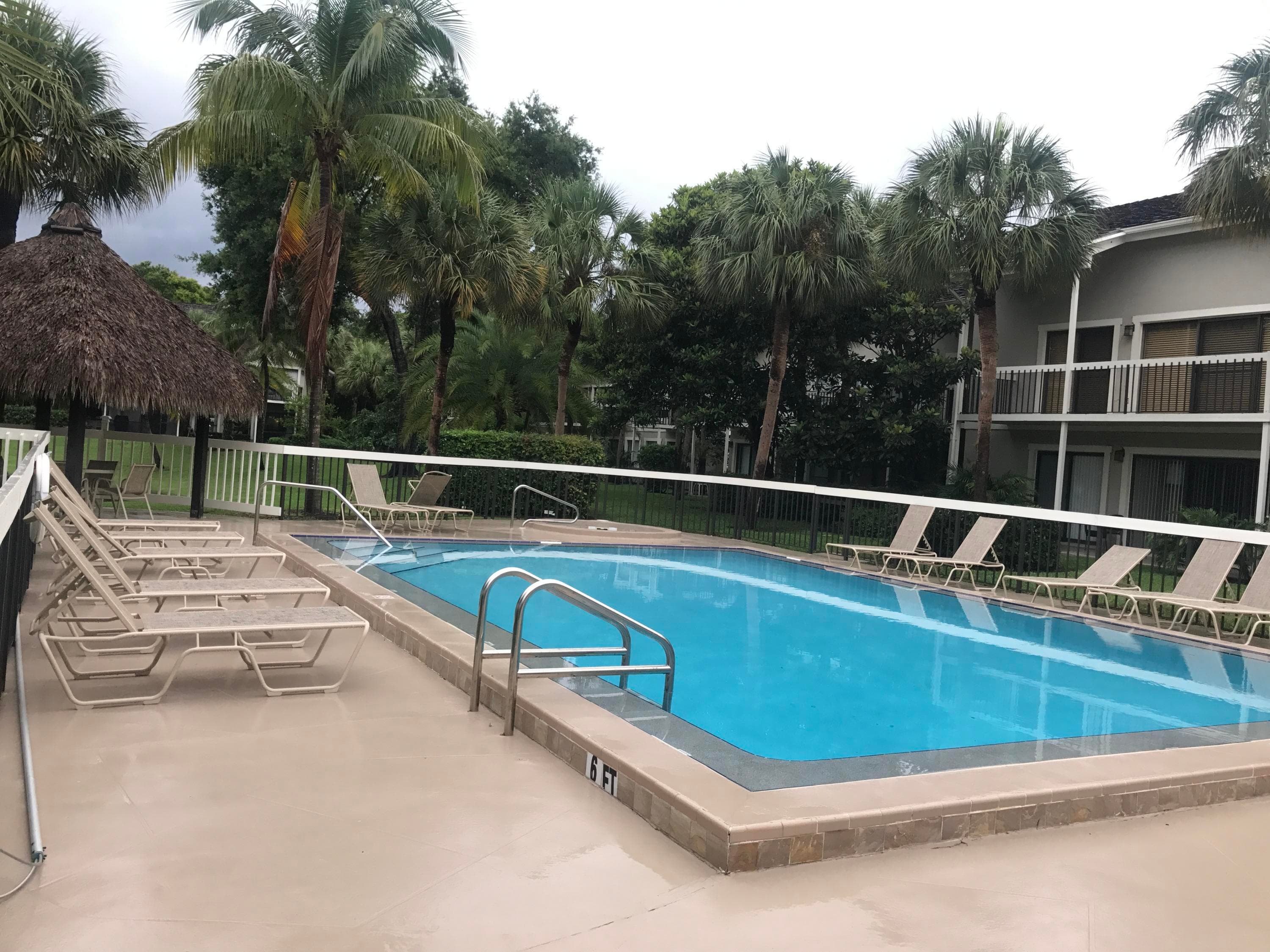 11863 Wimbledon Circle 433, Wellington, FL 33414 — photo 13 of 40